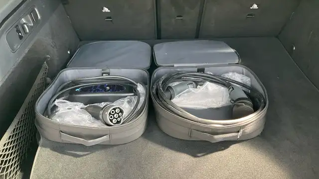 Mercedes-Benz GLC view 16
