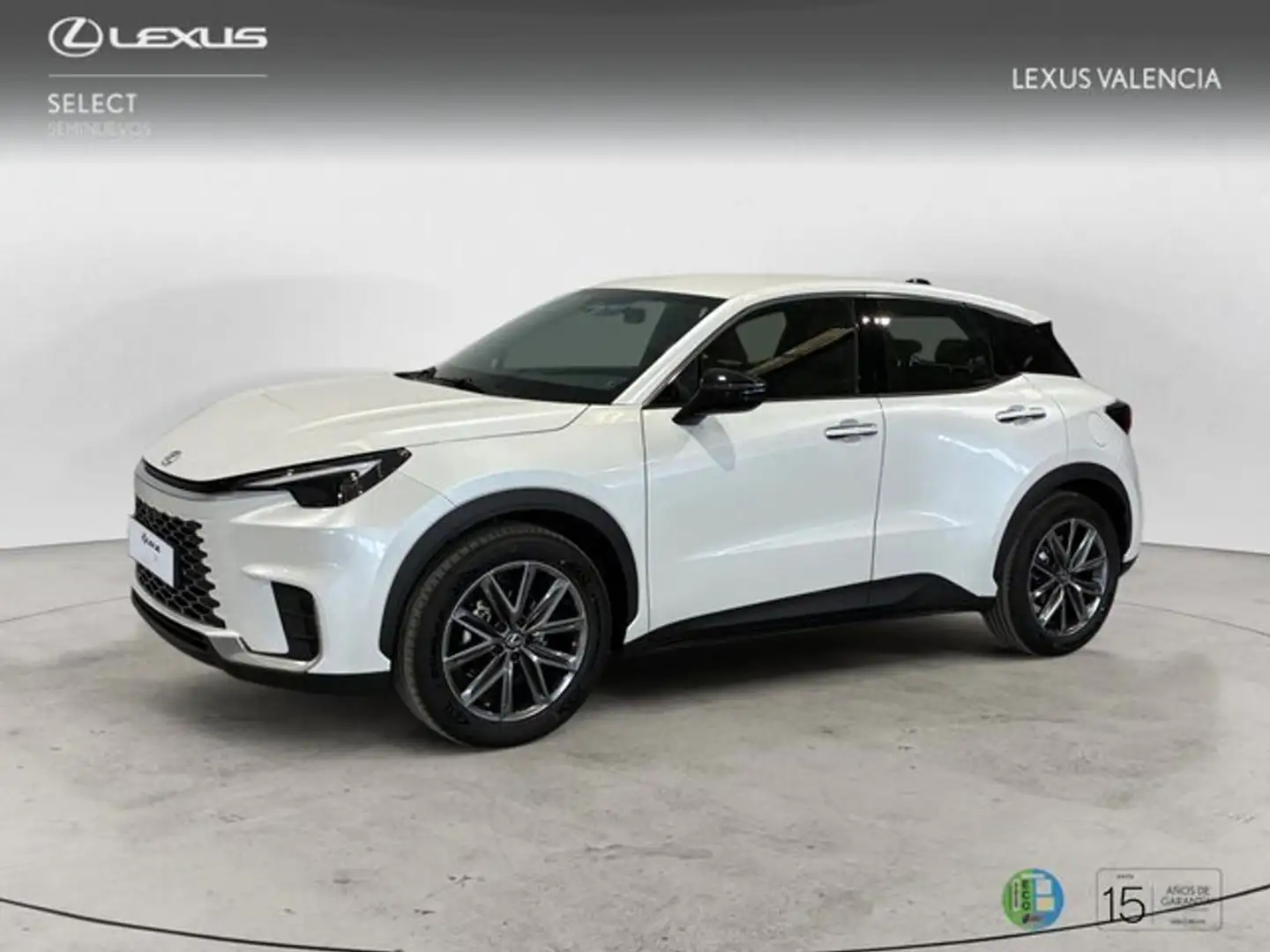 Lexus LBX ELEGANT Weiß - 1