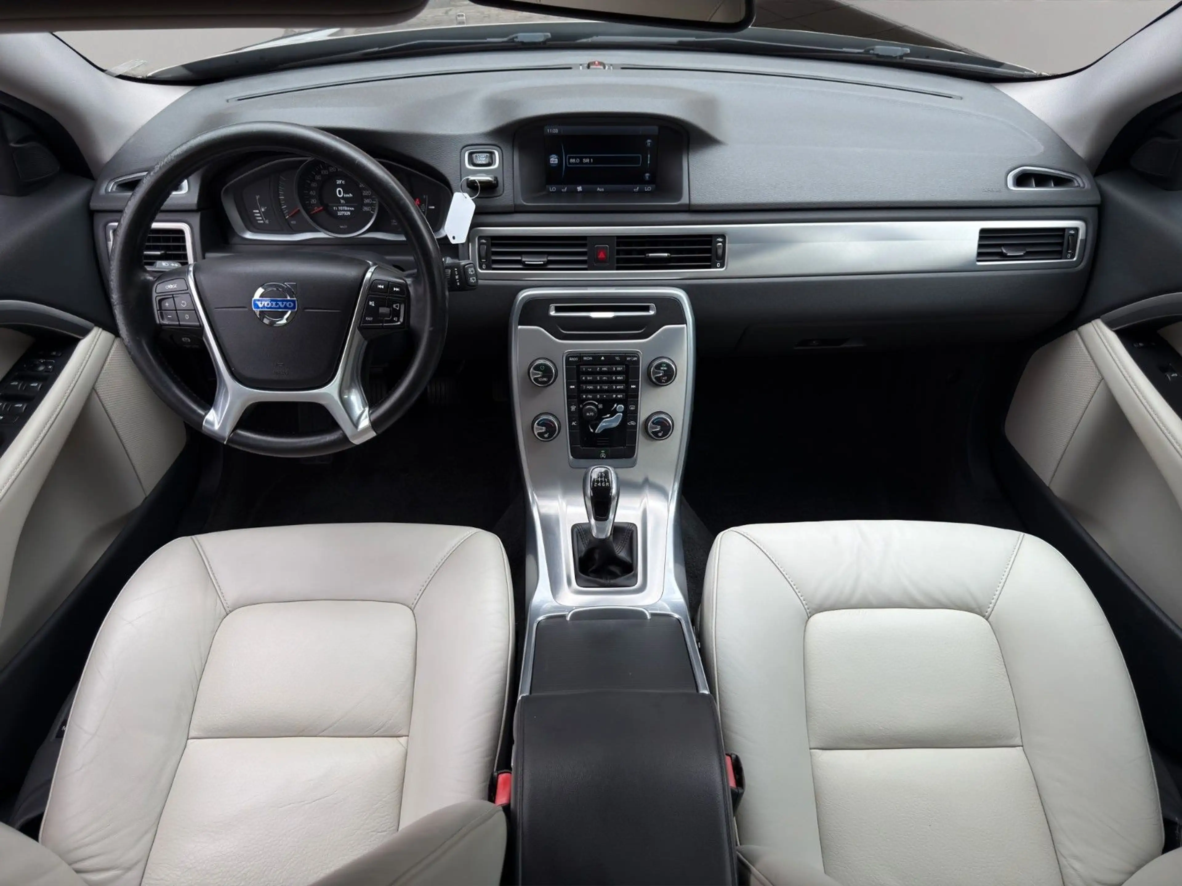 Volvo V70 D4 Summum *2.Hand*Memory-Sitze* — photo 10
