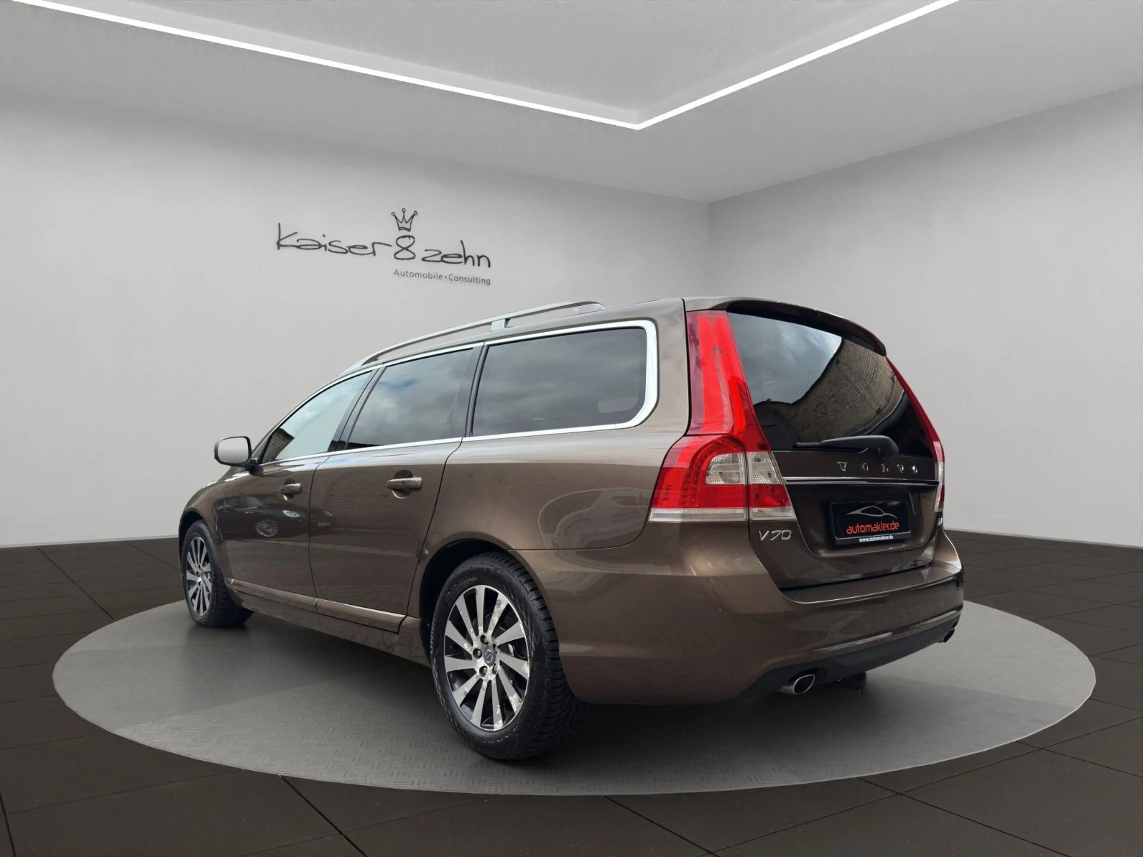 Volvo V70 D4 Summum *2.Hand*Memory-Sitze* — photo 6