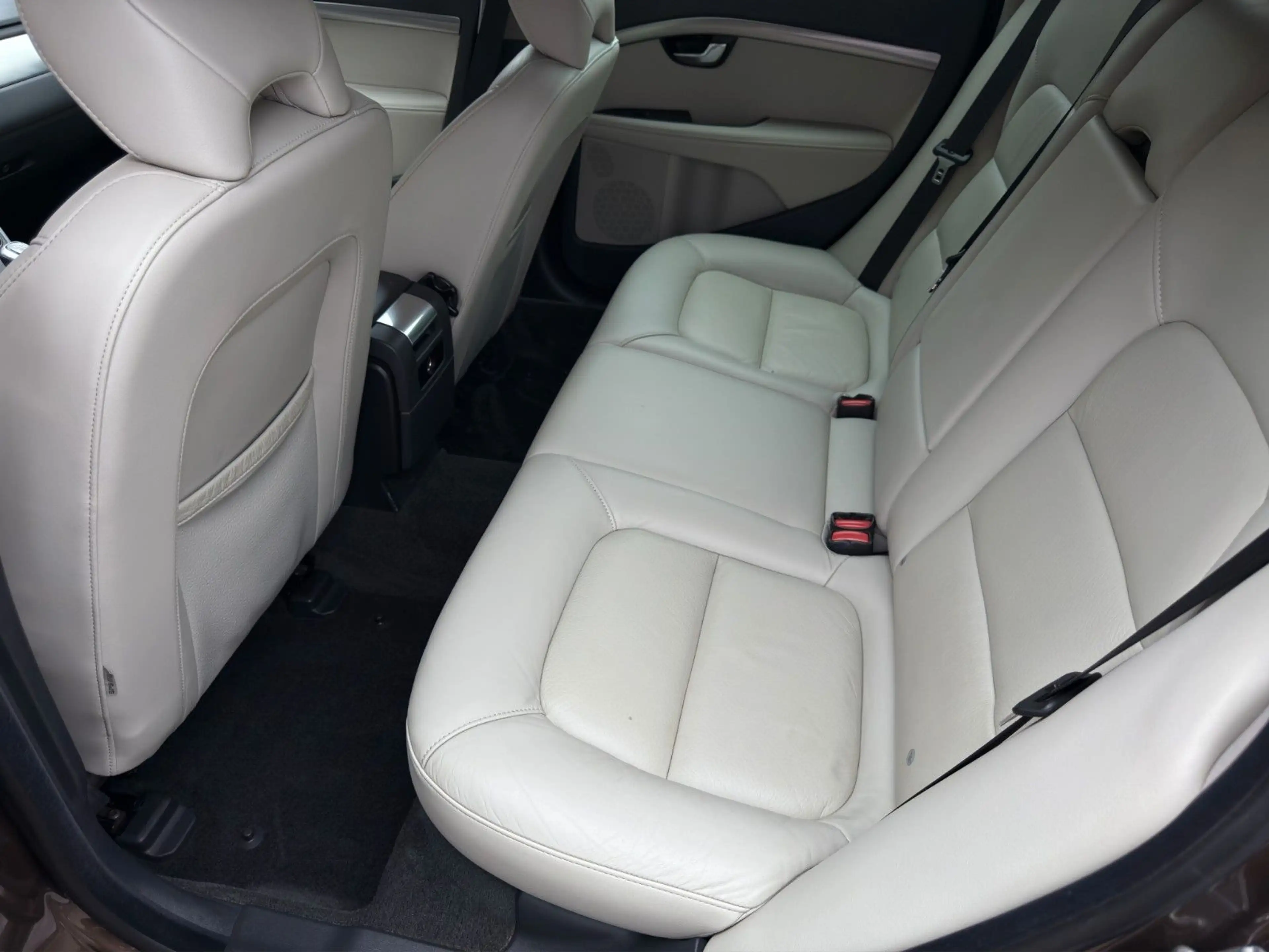 Volvo V70 D4 Summum *2.Hand*Memory-Sitze* — photo 15