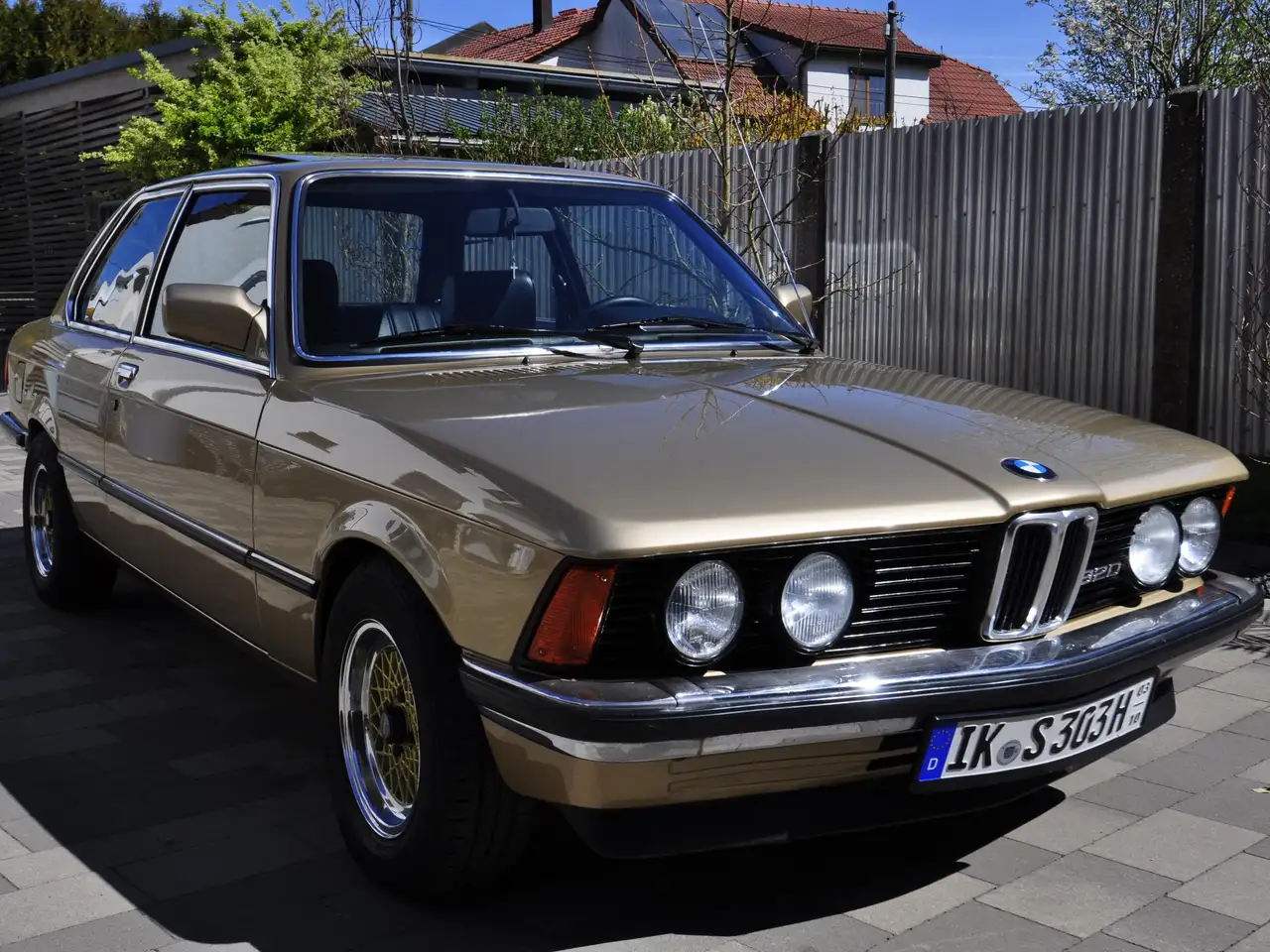 BMW 320 E21, foto 9