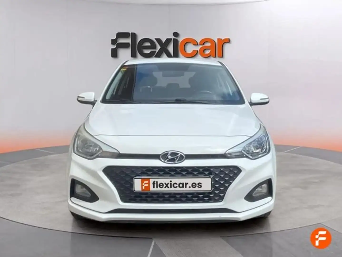 Hyundai i20 1.2 MPI Essence LE Blanco - 2