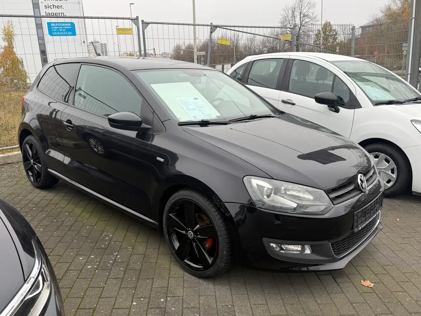 Volkswagen Polo Polo V  3-Türer 1.2 TSI Comfortline Schwarz - 2