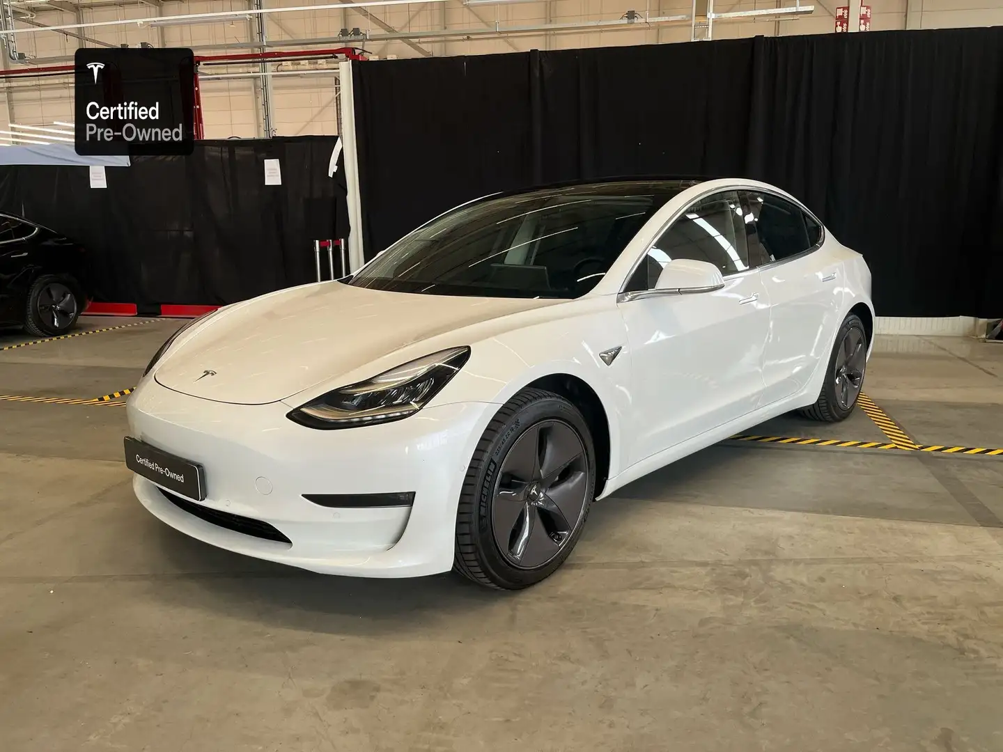 Tesla Model 3 Long Range AWD/Certified Pre owned/Trekhaak Wit - 1