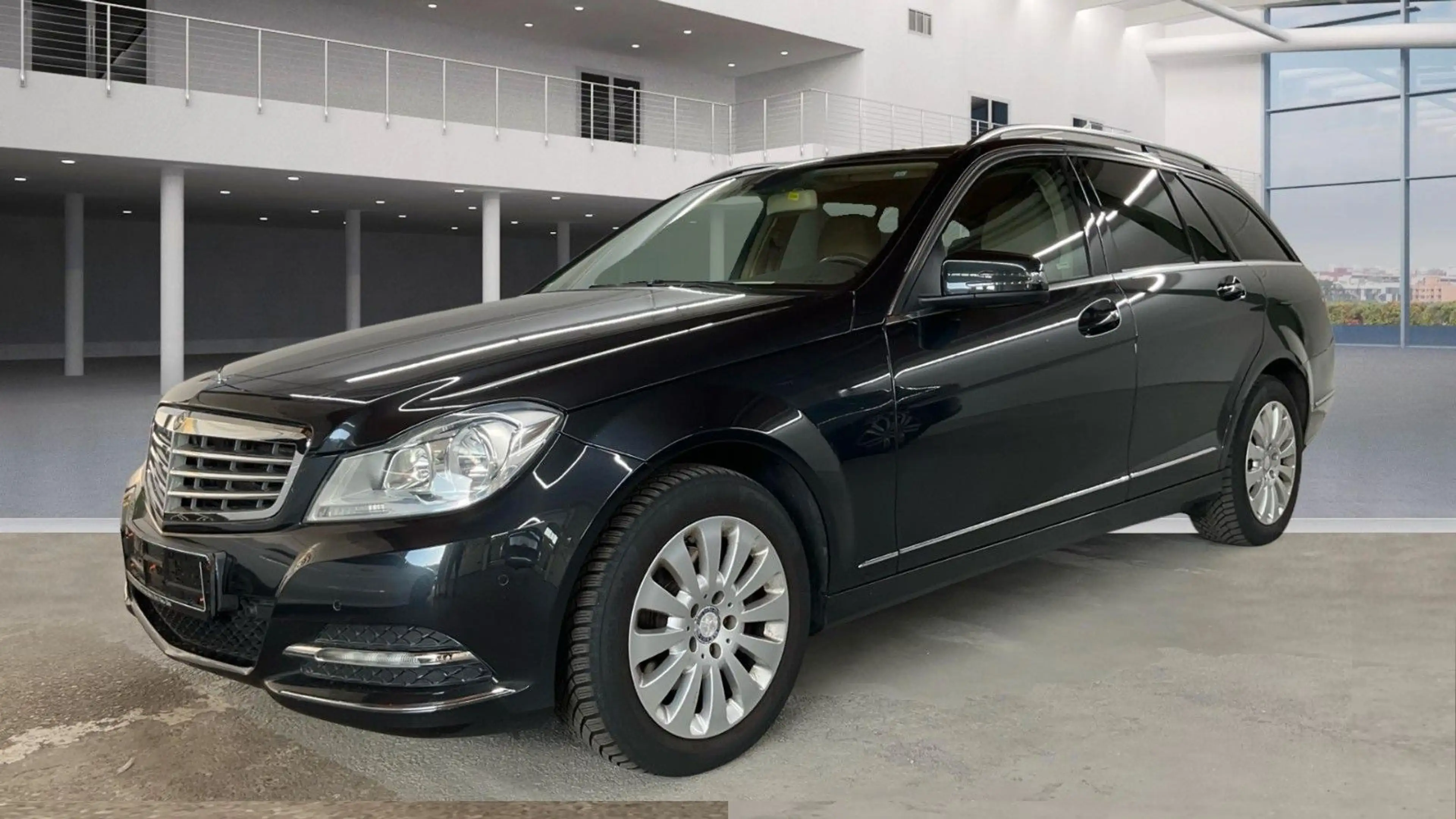 Mercedes-Benz C 200 CGI T-Modell/Automatik/Navi/AHK/PTS/1.Hand — photo 3