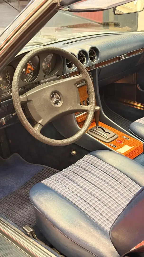 Mercedes-Benz SL 280 W107 - 2