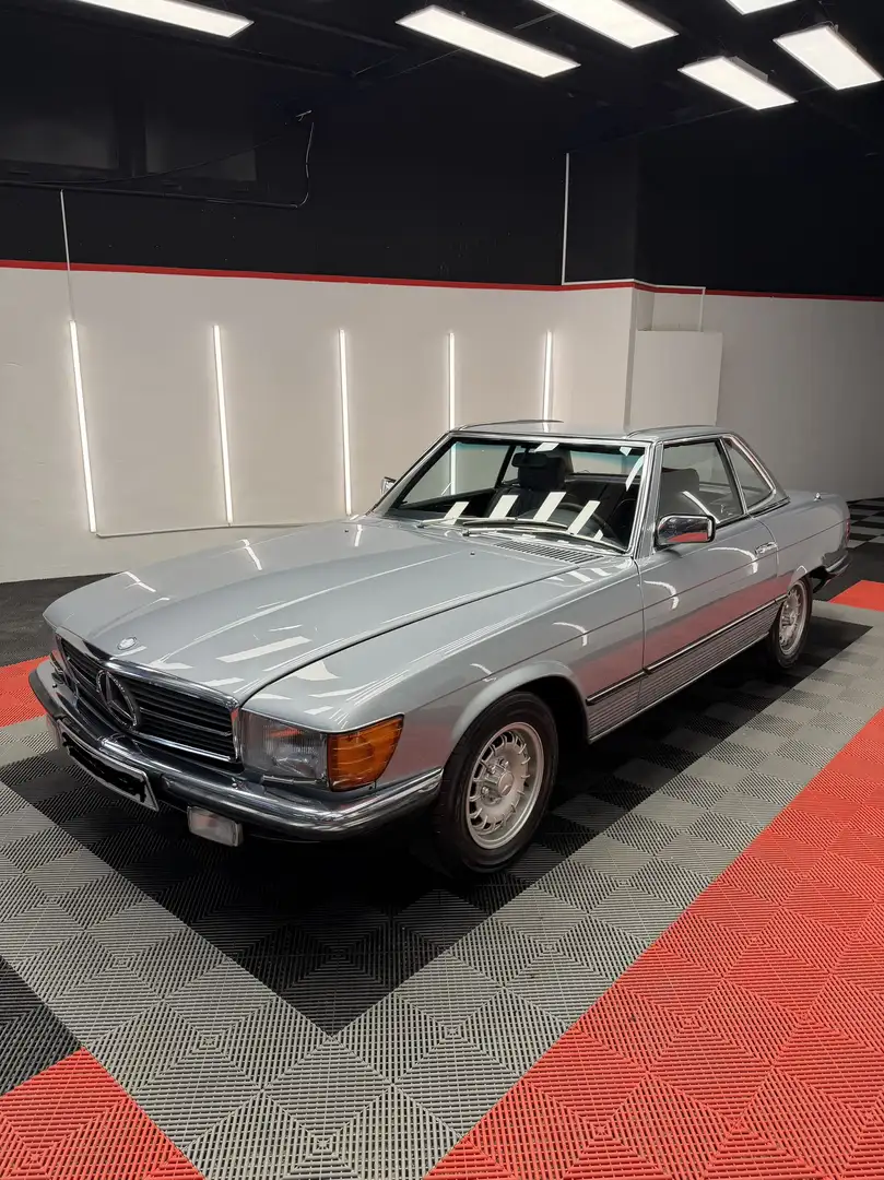 Mercedes-Benz SL 280 W107 - 1