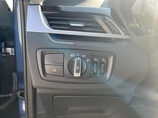 BMW X1 view 11