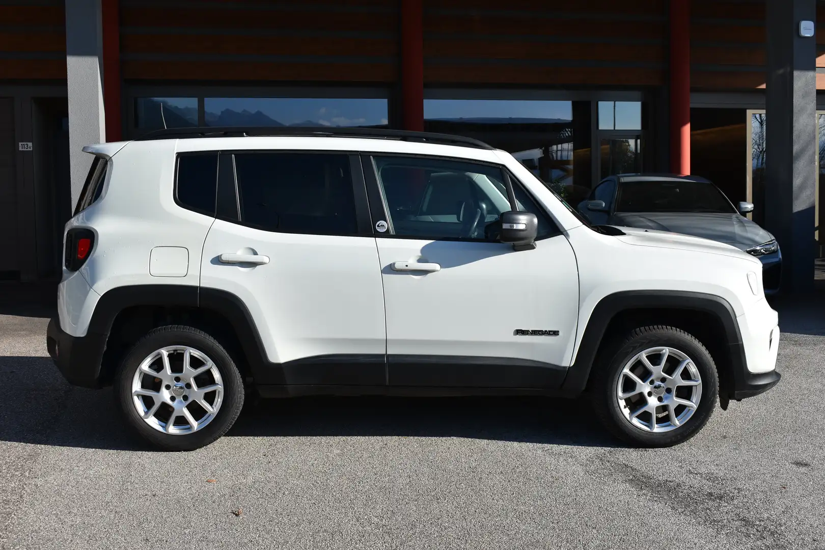 Jeep Renegade SILVER EDITION 140CV MANUALE Bianco - 2