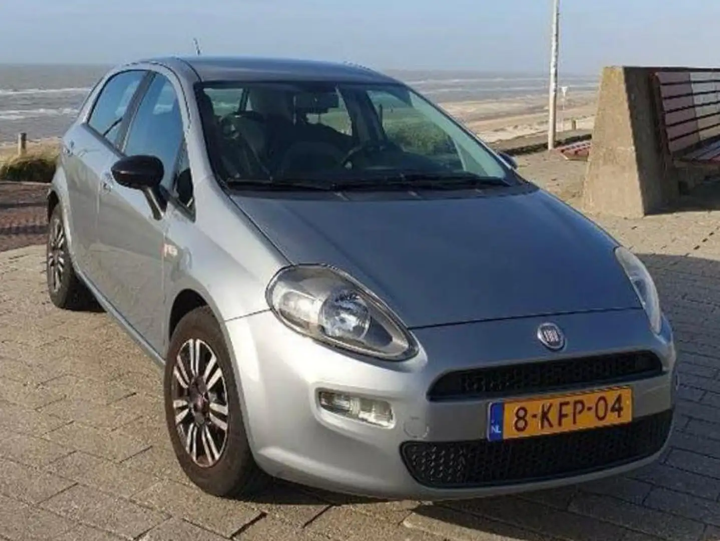 Fiat Punto Punto 0.9 TwinAir Easy Grey - 1