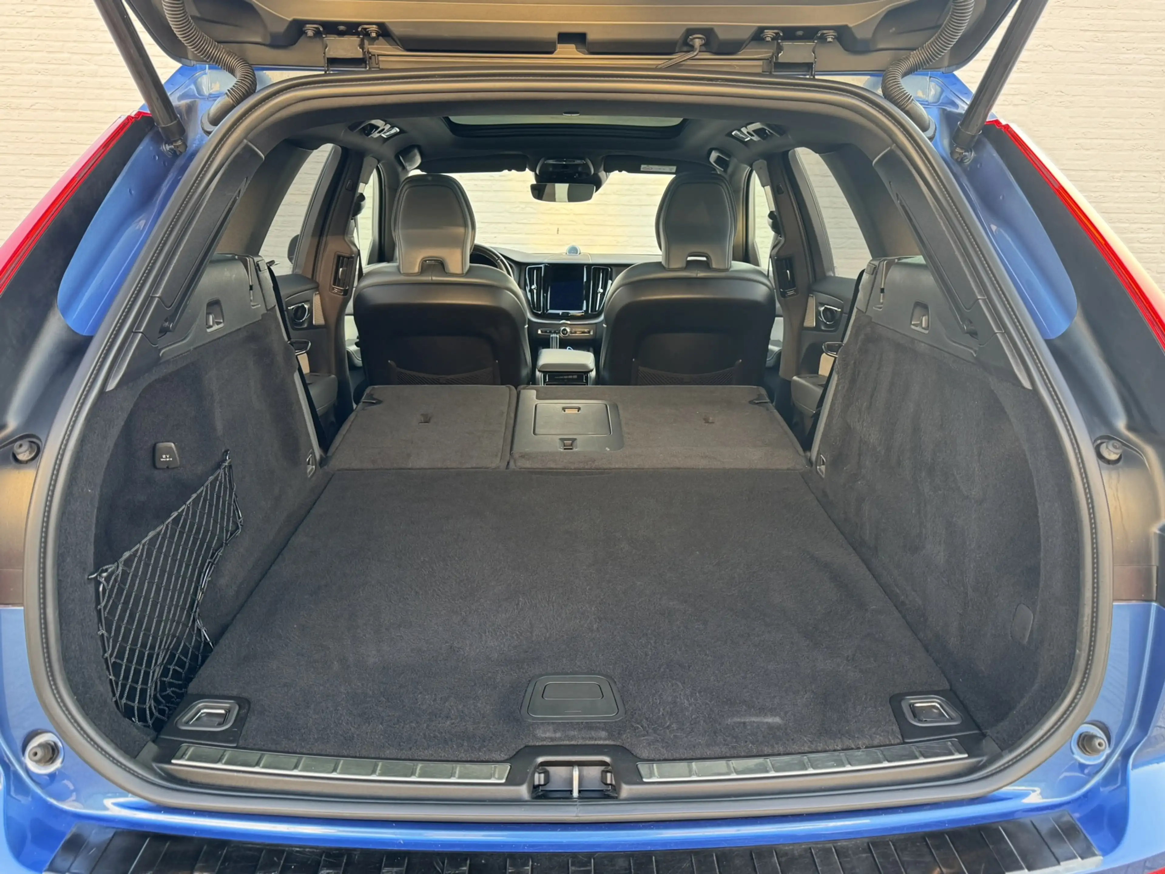 Volvo XC60 2.0 B4 Business R -Line Pro Panodak Volleder Adapt — photo 19