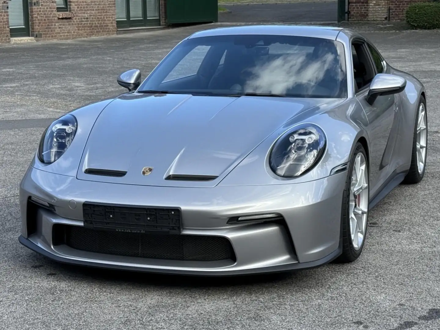 Porsche 992 GT3 Touring Package Plateado - 1