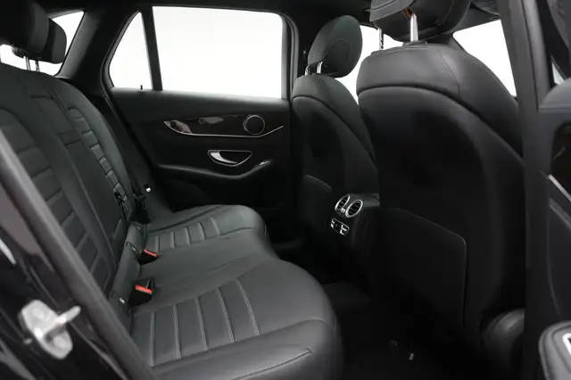 Mercedes-Benz 300 view 9
