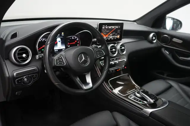 Mercedes-Benz 300 view 13