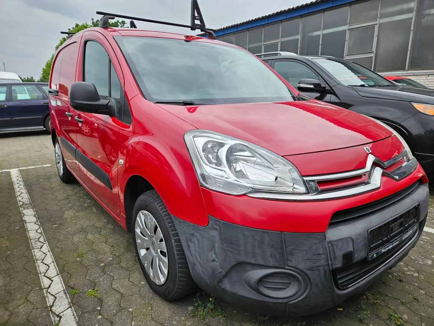 Citroen Berlingo L1 1.6 VTi Niveau B Rot - 2