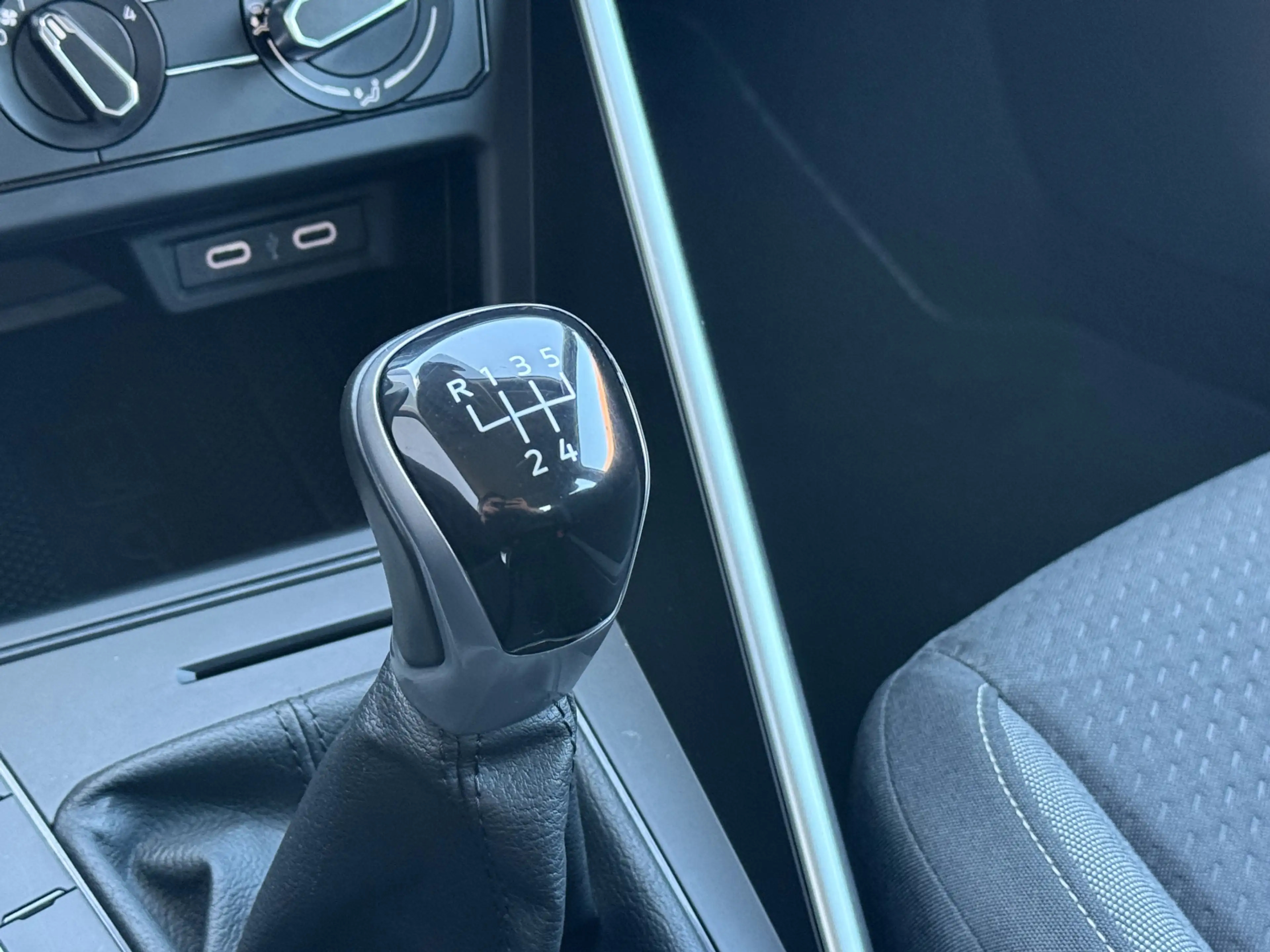 Volkswagen Taigo BWJ 2022 1.0 96 PK TSI Life CARPLAY + ANDROID | D — photo 25