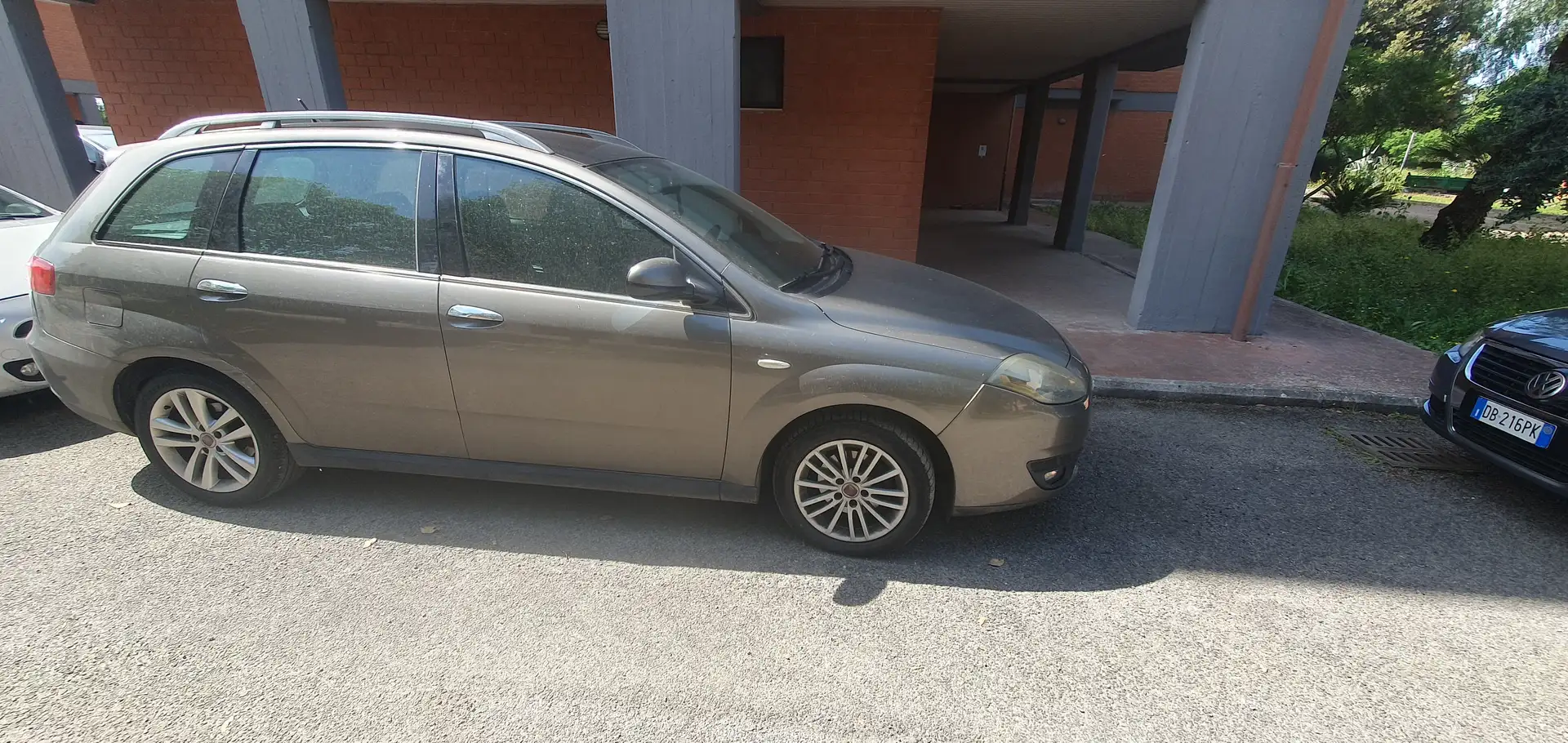 Fiat Croma Croma 1.9 mjt 8v Dynamic Brun - 2