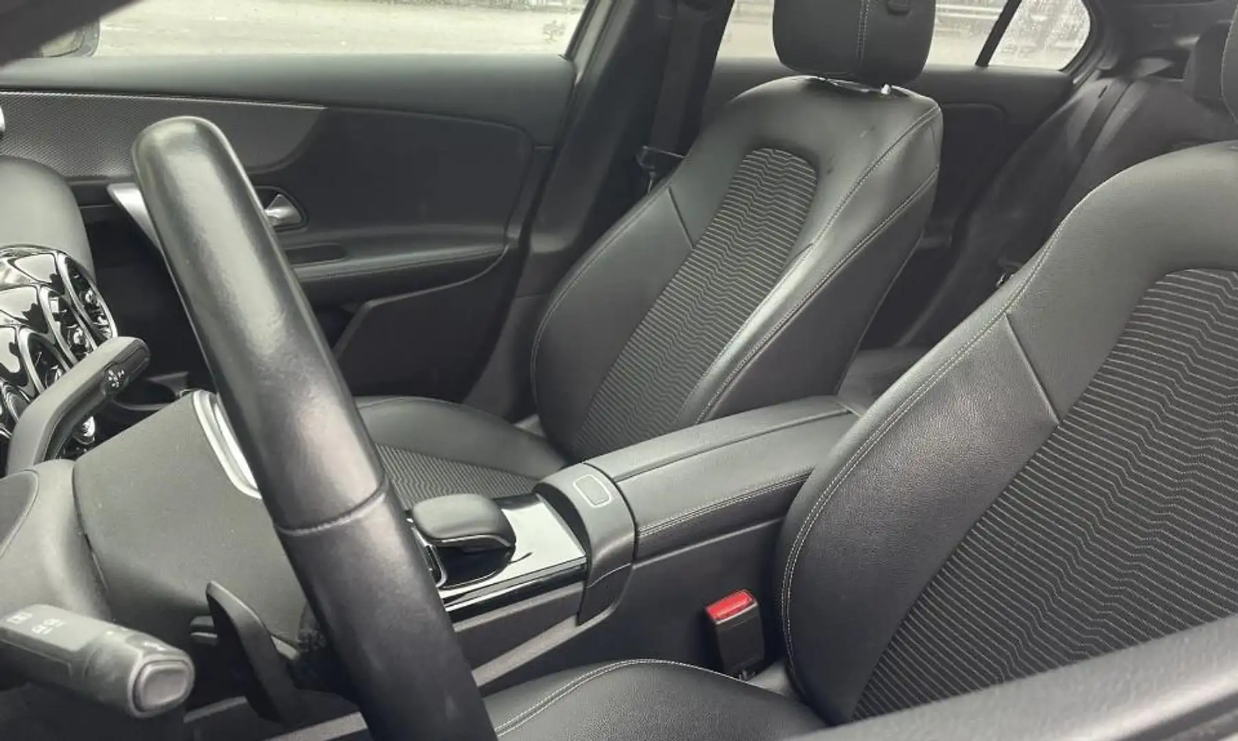 Mercedes-Benz A 200 Panoramisch dak | Trekhaak Argent - 2