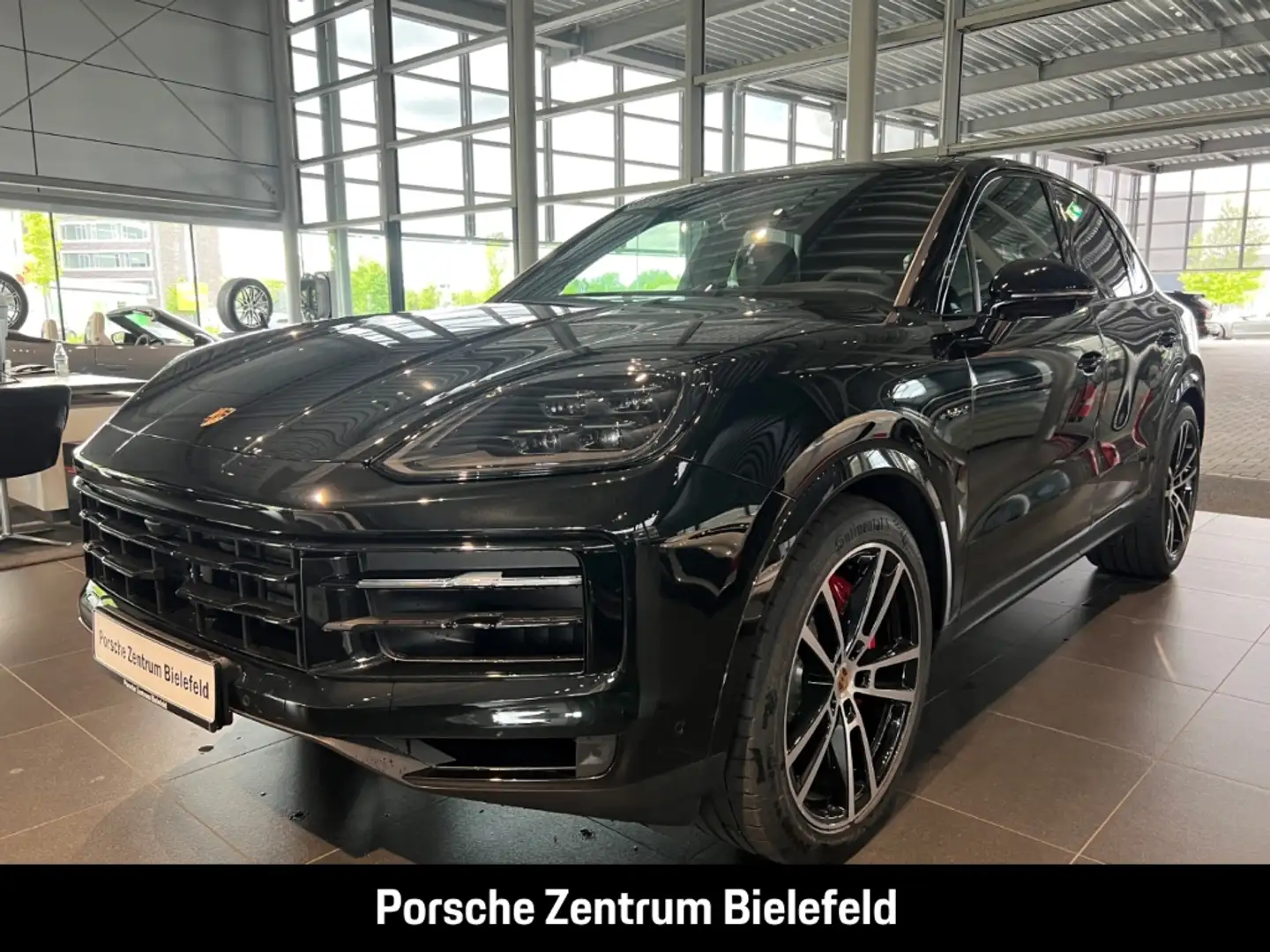 Porsche Cayenne S E-Hybrid BOSE Sportabgasanlage LED Schwarz - 1