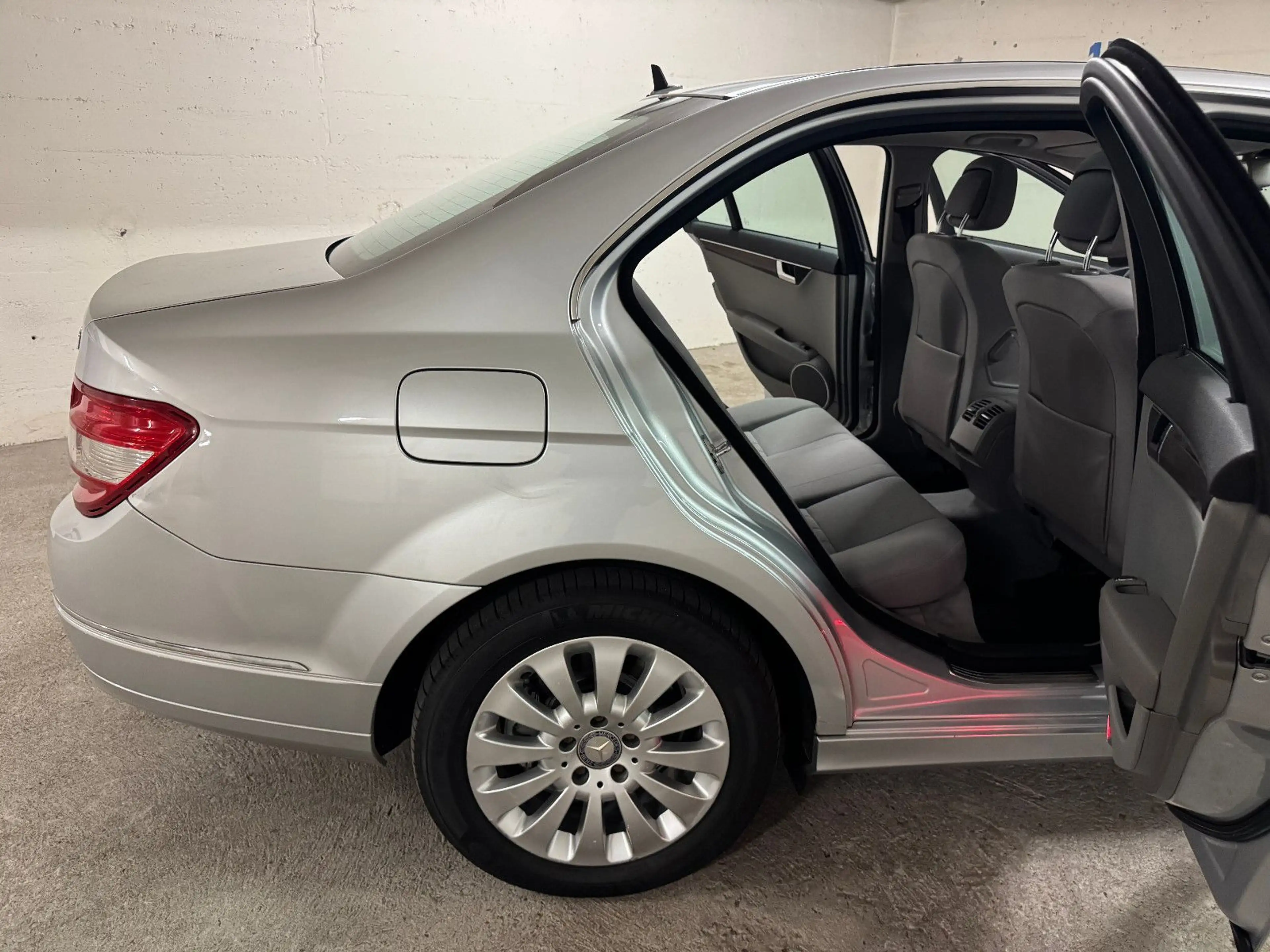 Mercedes-Benz C 220 CDI ELEGANCE|GSSD|AHK|S-HEFT|TÜV NEU|1HAND — photo 25