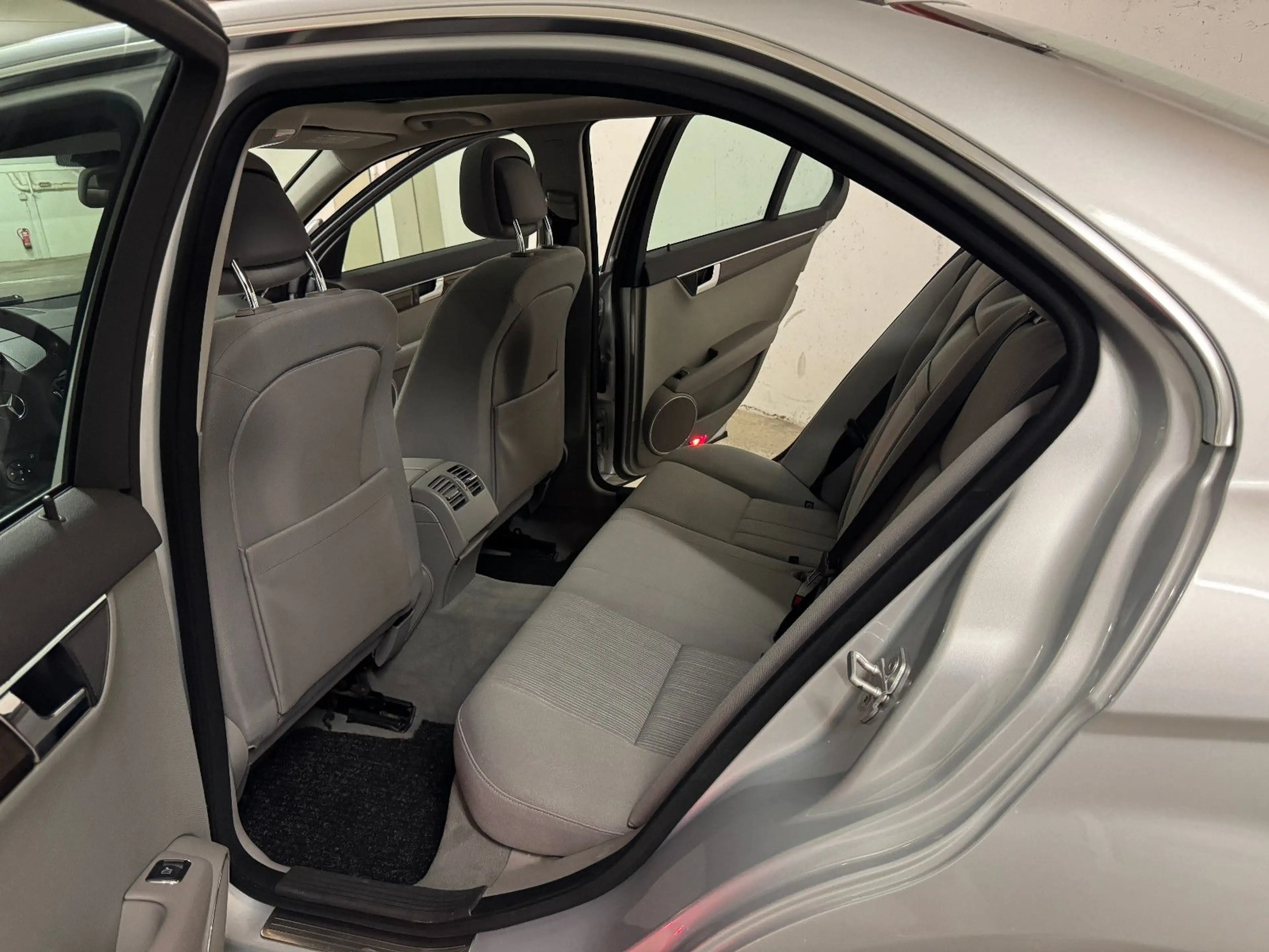Mercedes-Benz C 220 CDI ELEGANCE|GSSD|AHK|S-HEFT|TÜV NEU|1HAND — photo 26