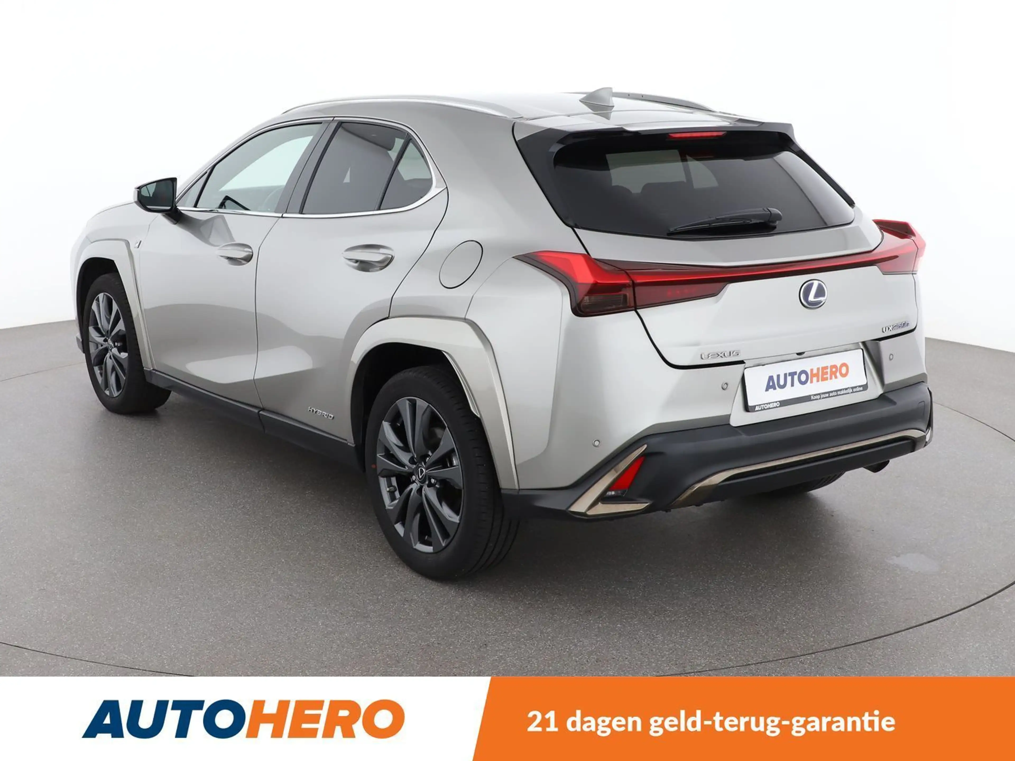 Lexus UX 250h UX 250h F SPORT — photo 4