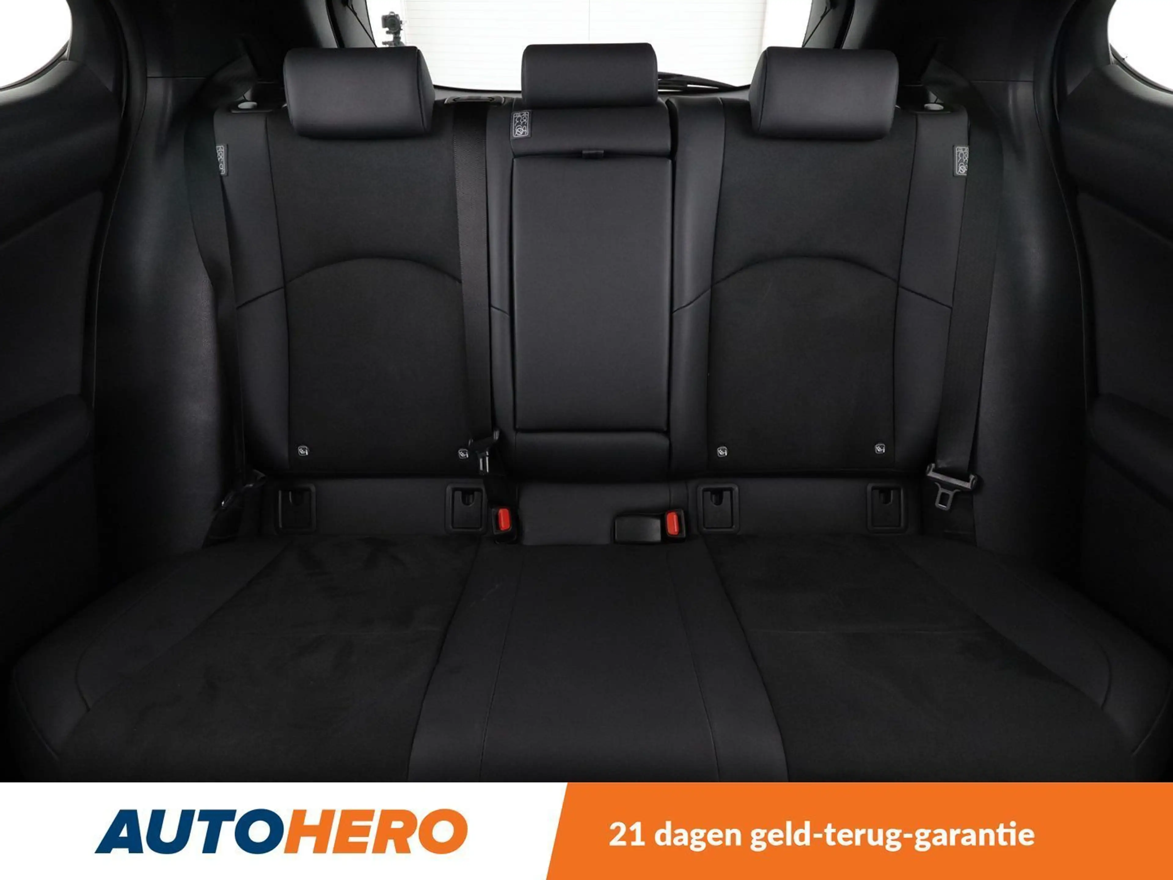 Lexus UX 250h UX 250h F SPORT — photo 15