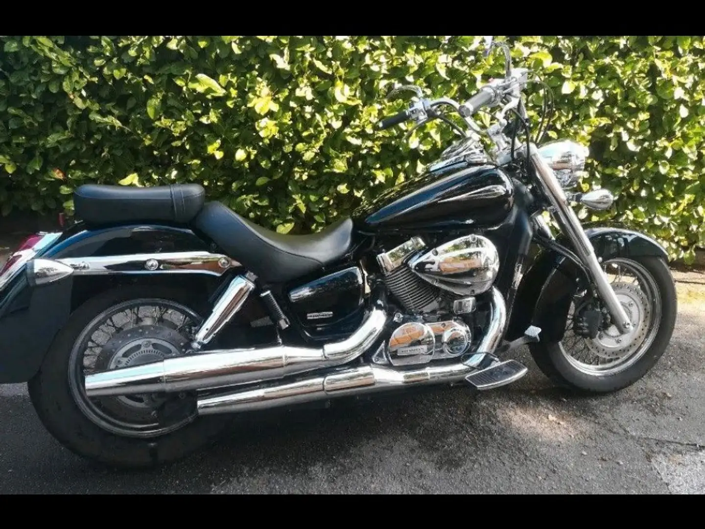 Honda Shadow 750 RC 50 Negru - 1