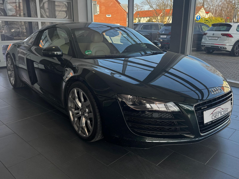 Audi R8 Coupe 4.2 FSI quattro "Xenon/PDC/V10-Umbau" — photo 2