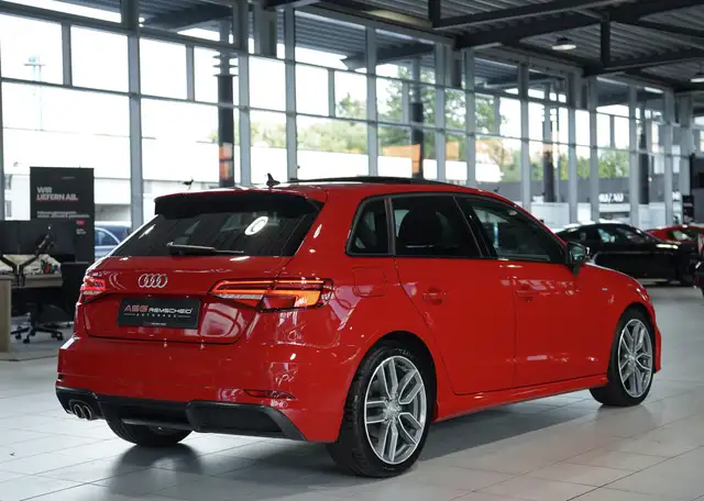 Audi A3 view 7