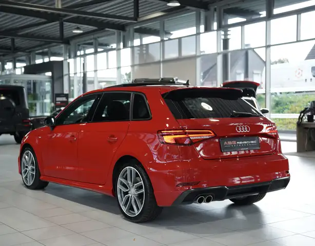Audi A3 view 9