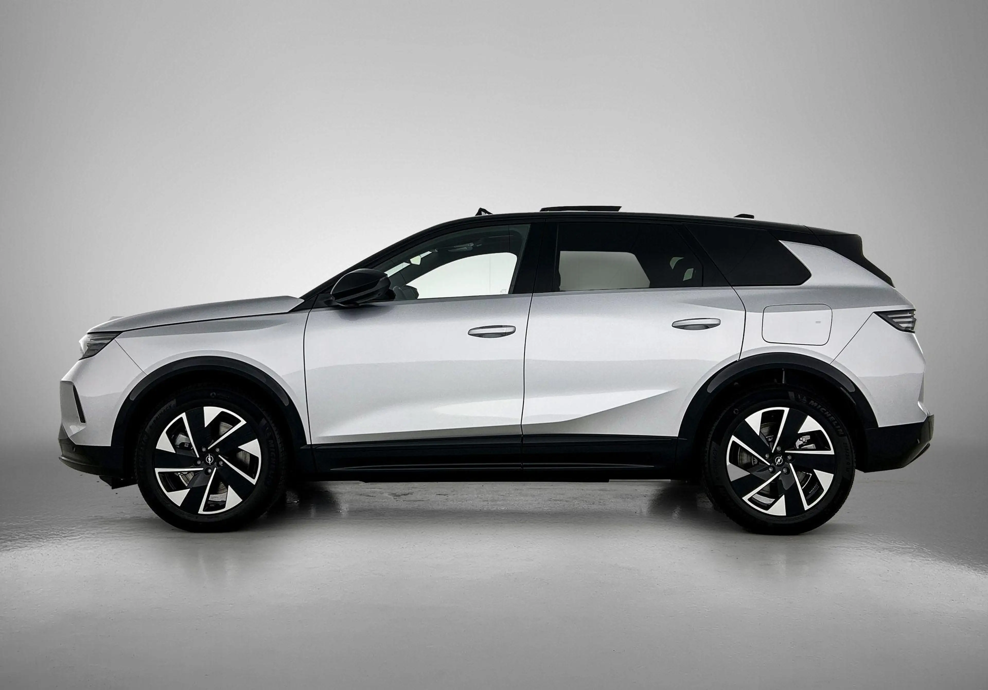 Opel Grandland Electric GS 82 kWh NIEUW | Tot 8 Jaar Garantie! | — photo 2
