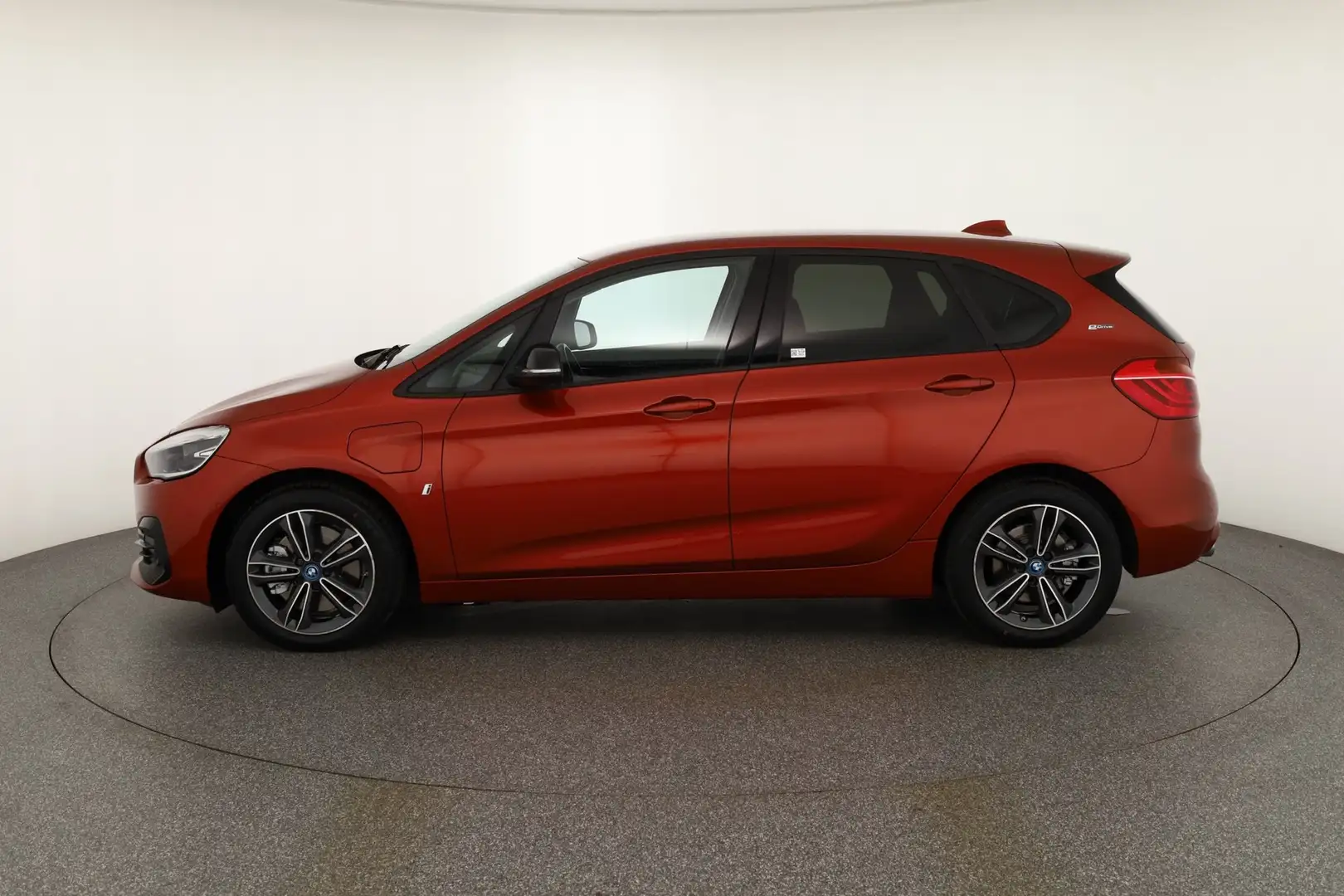 BMW 225 225xe Active Tourer xDrive Sport Line LED Navi Orange - 2