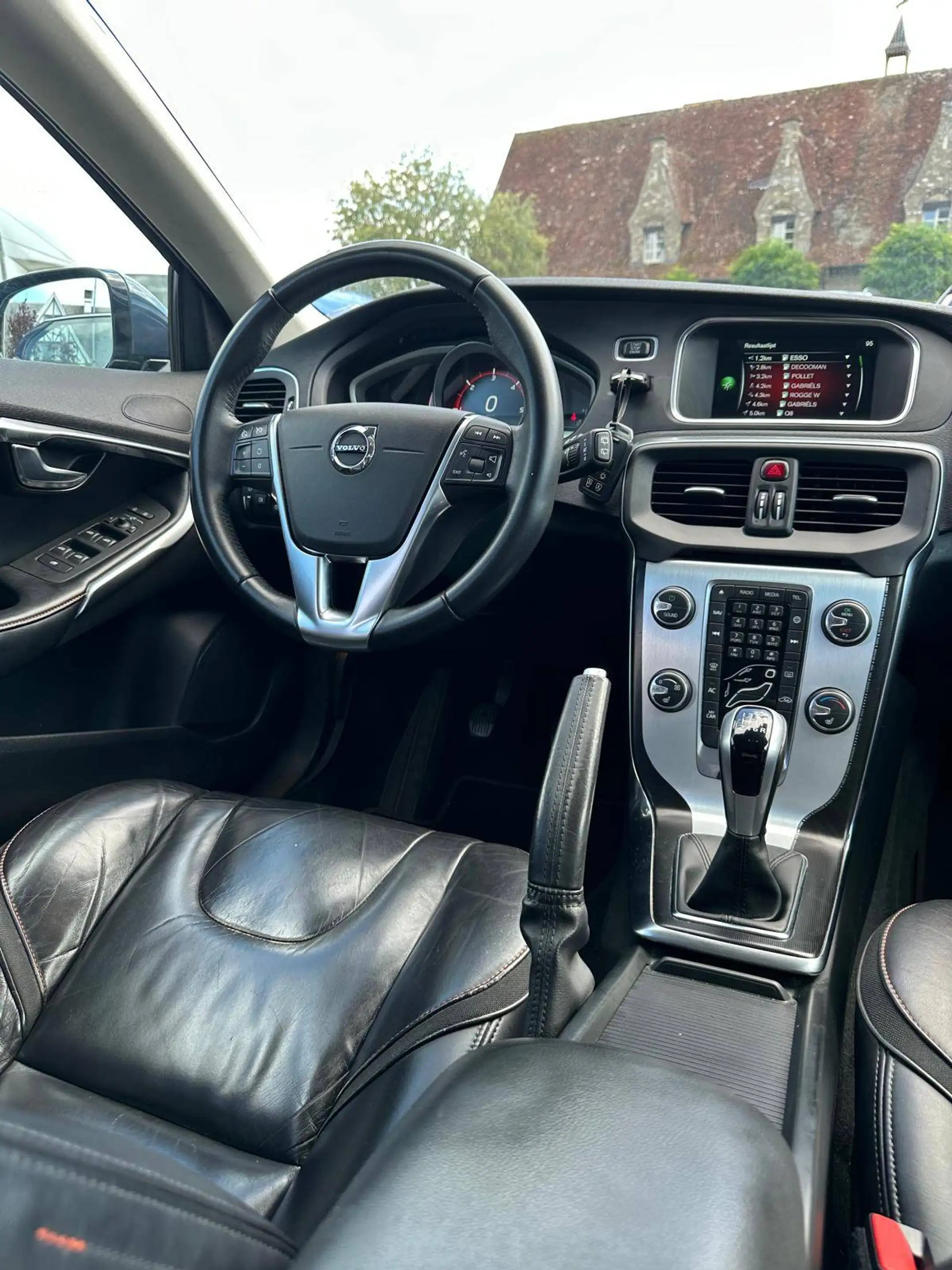 Volvo V40 V40 2.0 D2 Ocean Race — photo 12