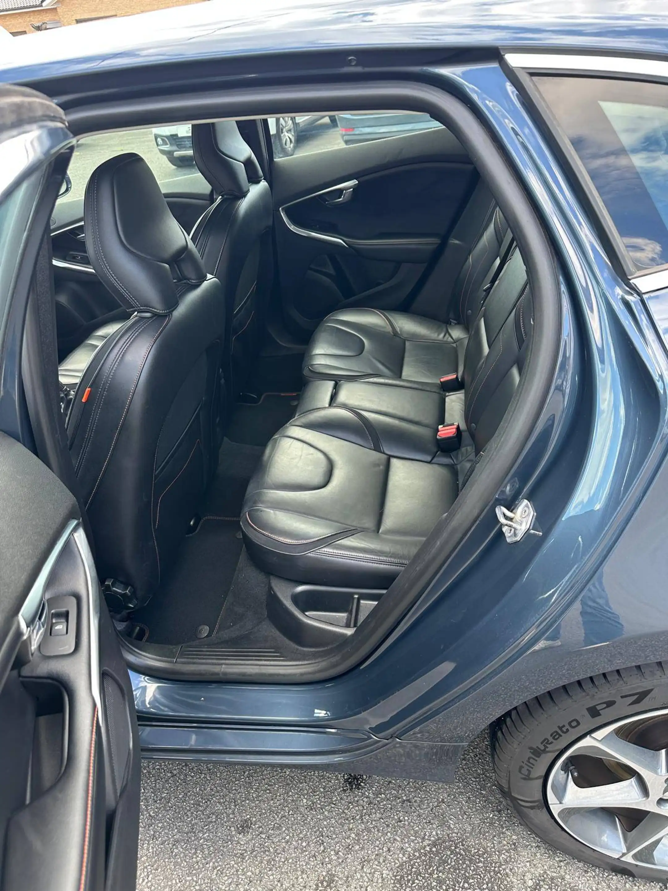 Volvo V40 V40 2.0 D2 Ocean Race — photo 11