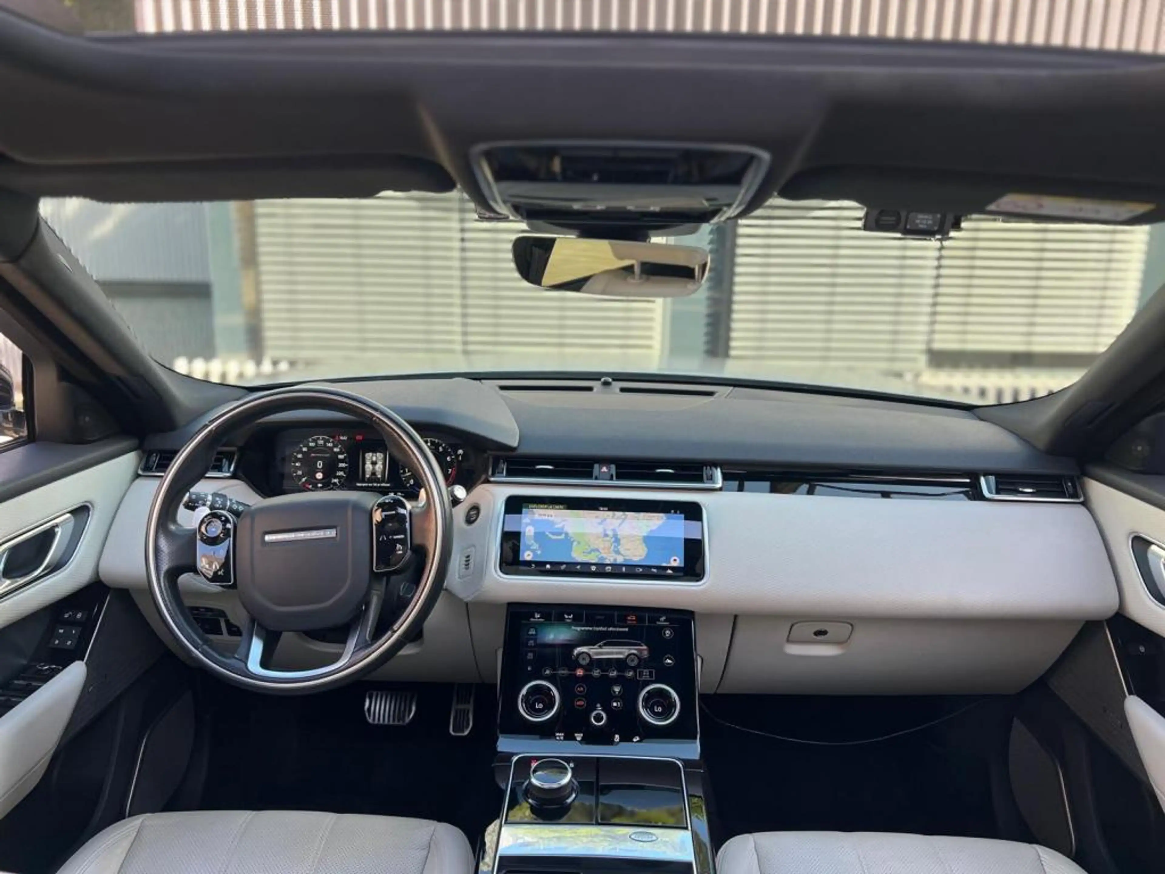 Land Rover Range Rover Velar Range Rover Velar 2.0 HSE — photo 9