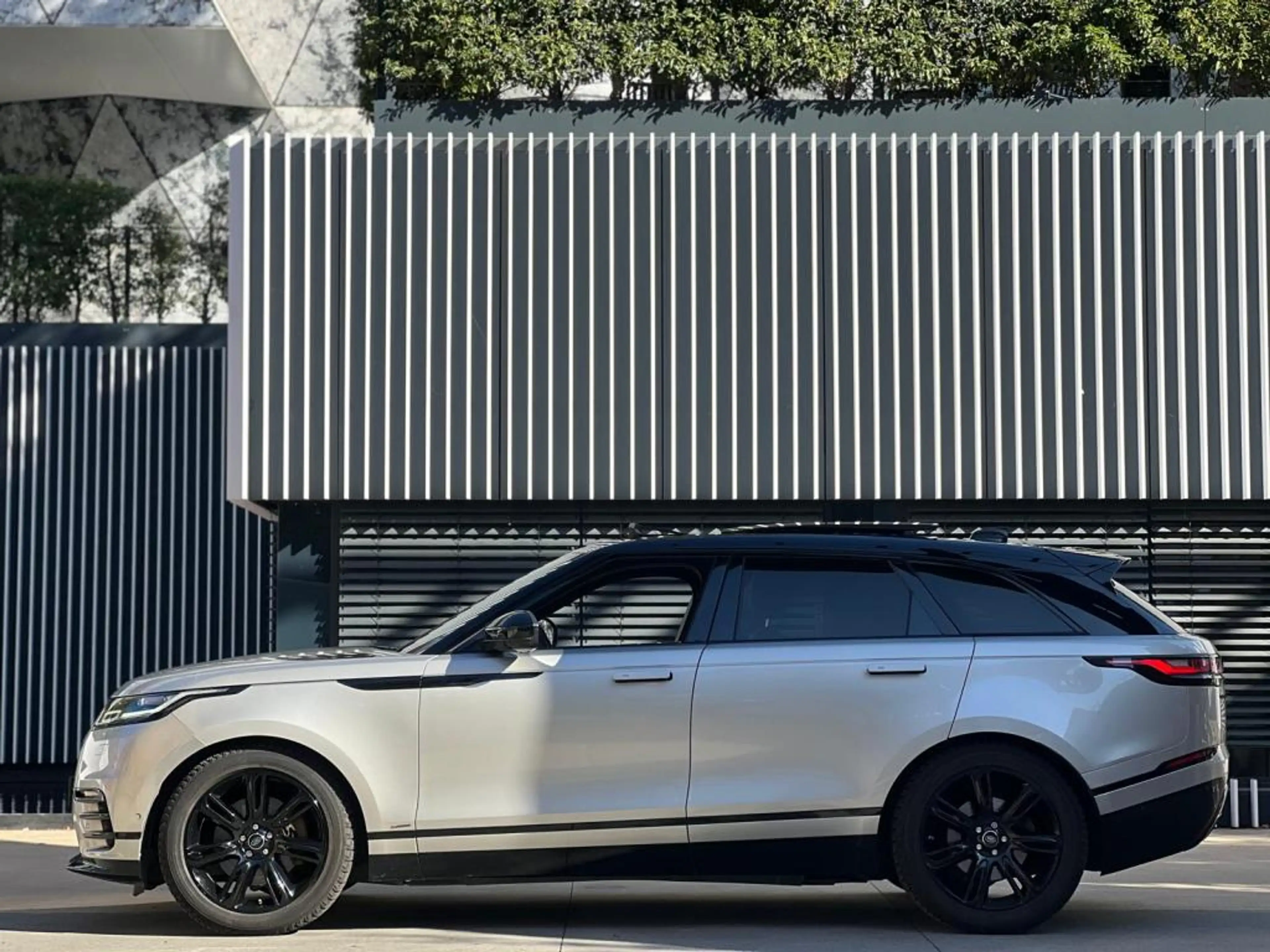 Land Rover Range Rover Velar Range Rover Velar 2.0 HSE — photo 7