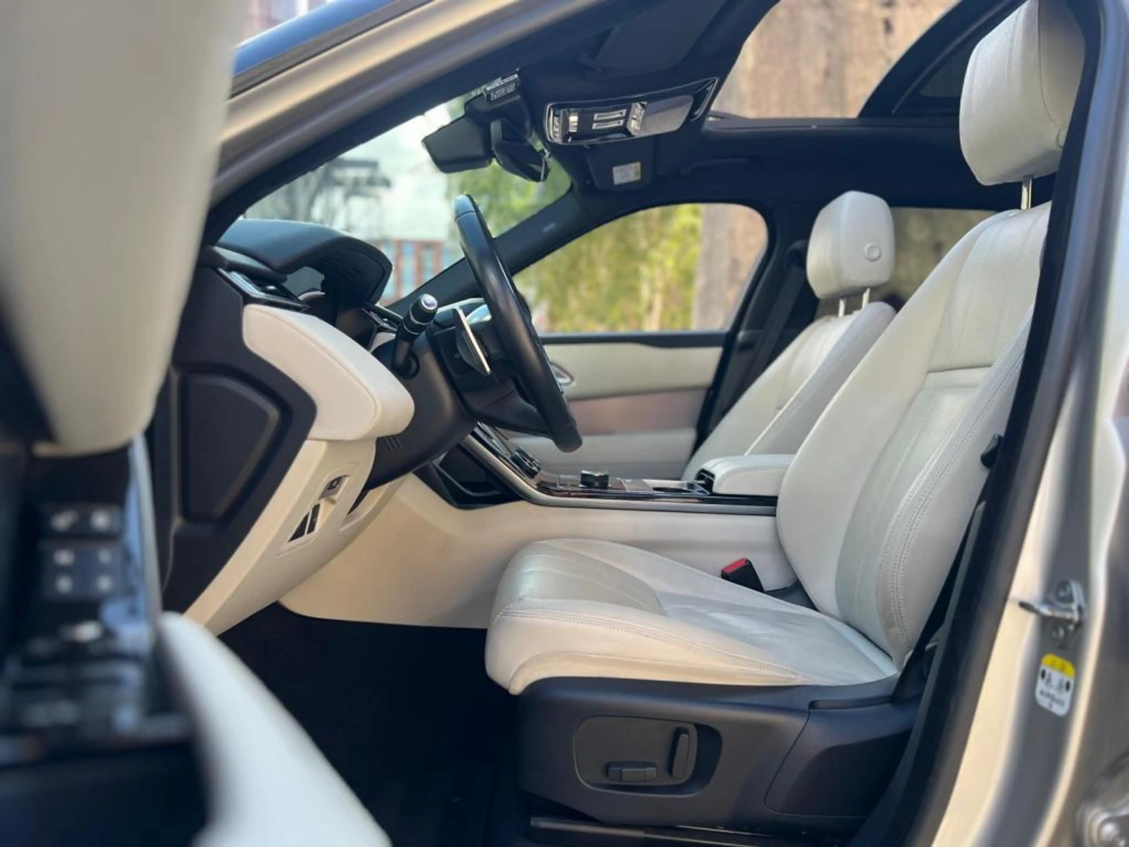 Land Rover Range Rover Velar Range Rover Velar 2.0 HSE — photo 14