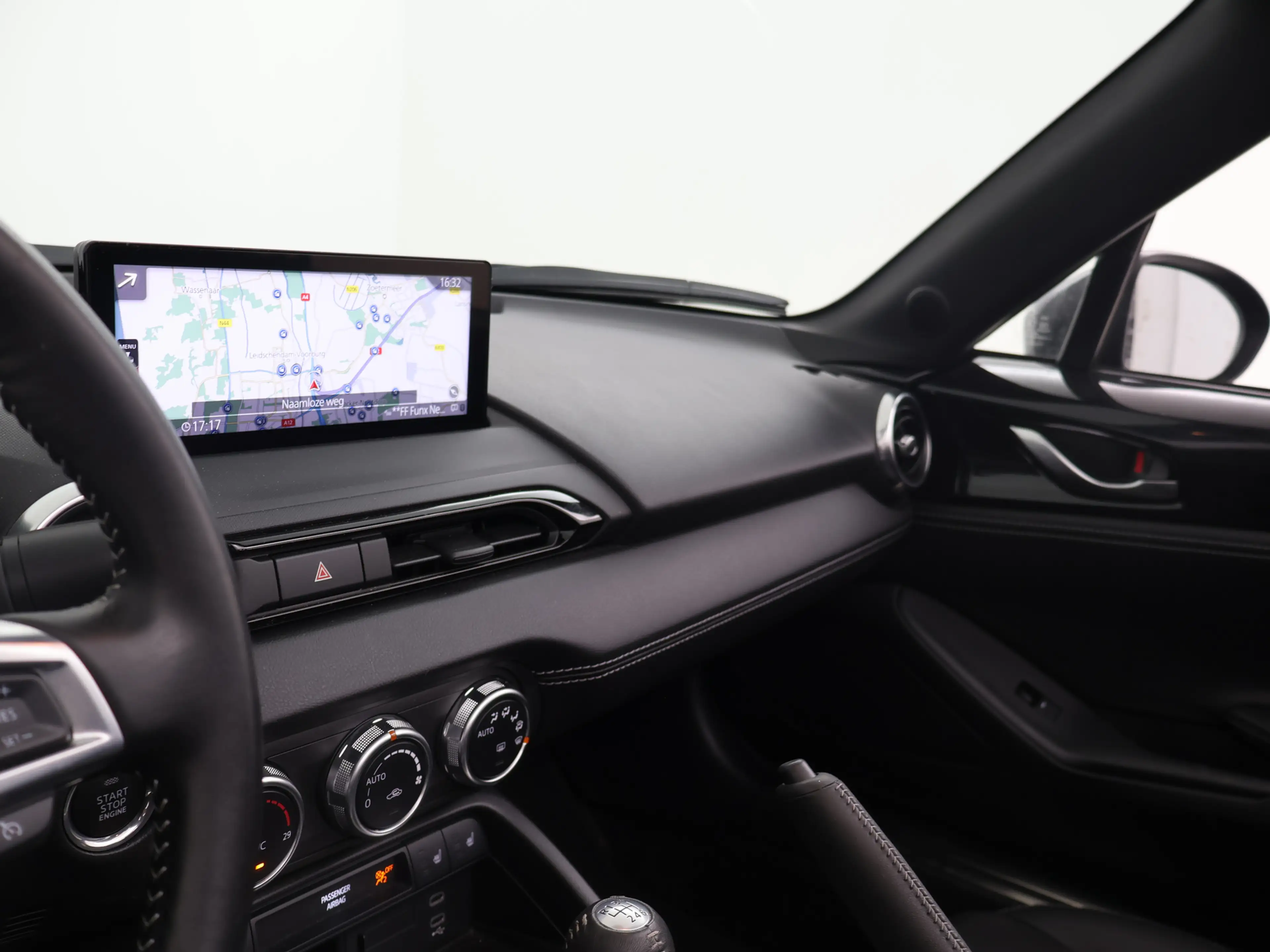 Mazda MX-5 1.5 SkyActiv-G 132 Exclusive-Line | BOSE | Stoelve — photo 6
