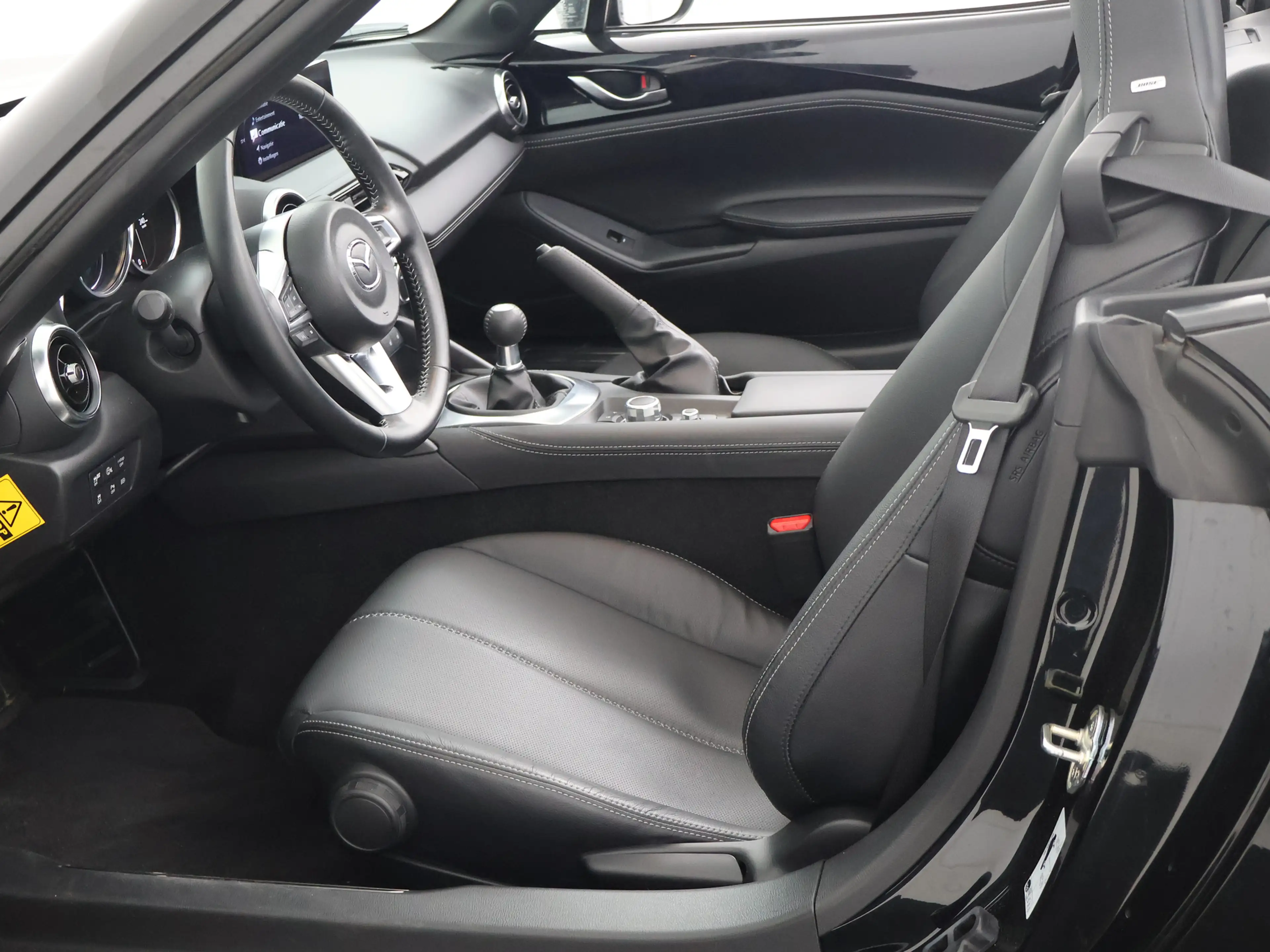Mazda MX-5 1.5 SkyActiv-G 132 Exclusive-Line | BOSE | Stoelve — photo 12