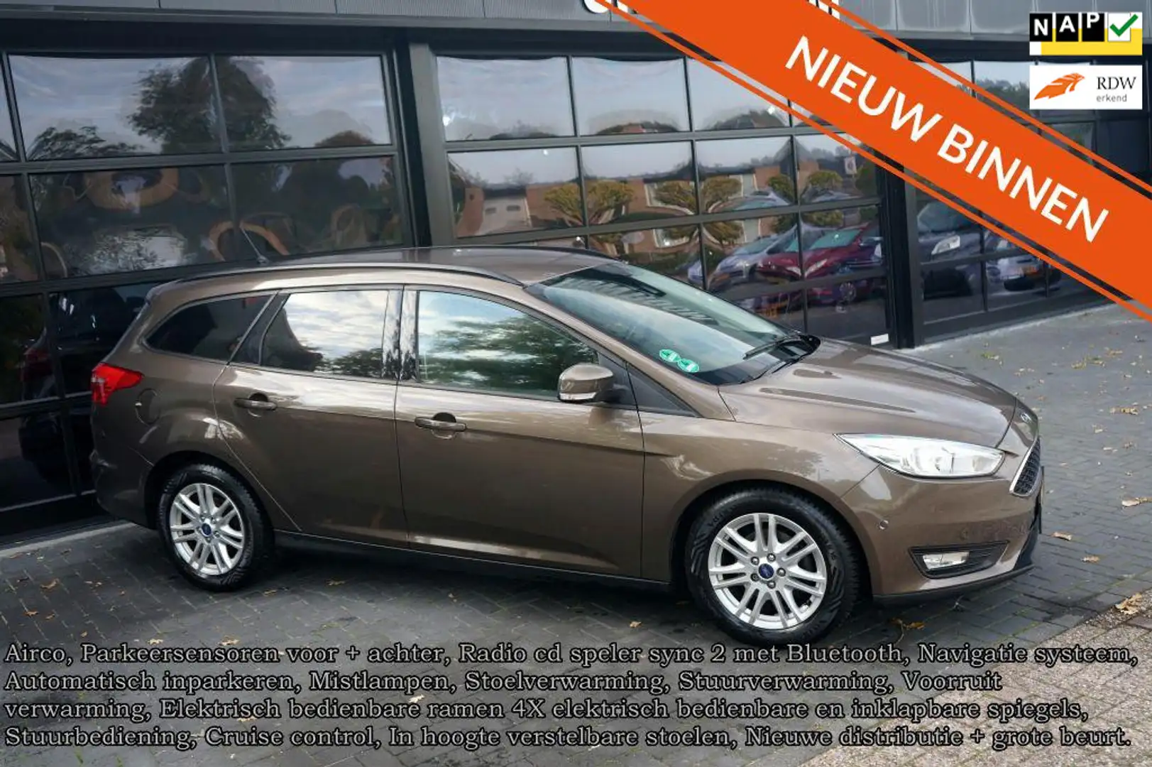 Ford Focus CC Wagon 1.0 Trend, Navi, PDC, Aut inparkeren, Winter Marrone - 1