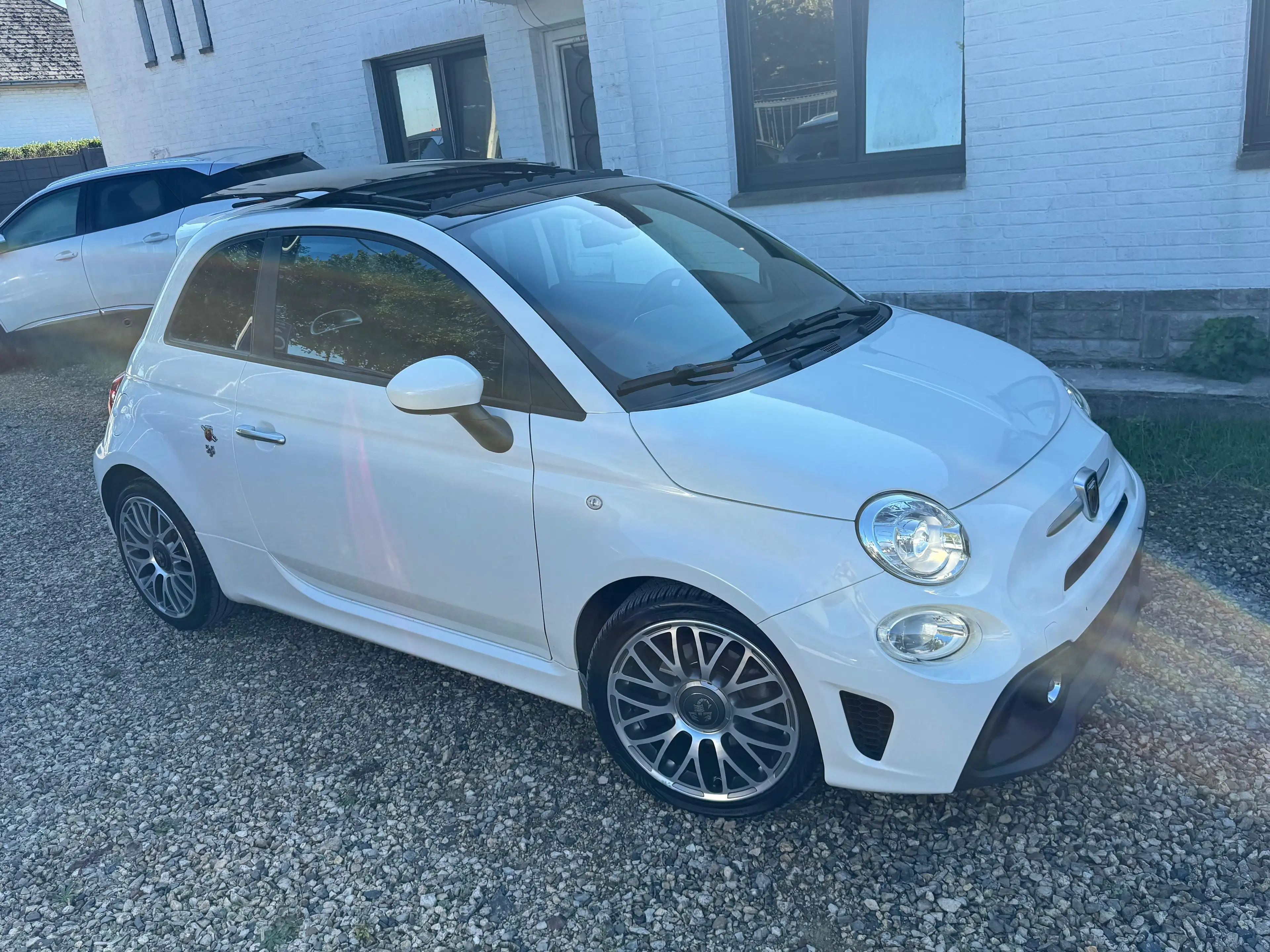 Fiat 500 Abarth 1.4 T-JET  TOIT OUVRANT/SENSOR/CLIM/BT/GPS — photo 9
