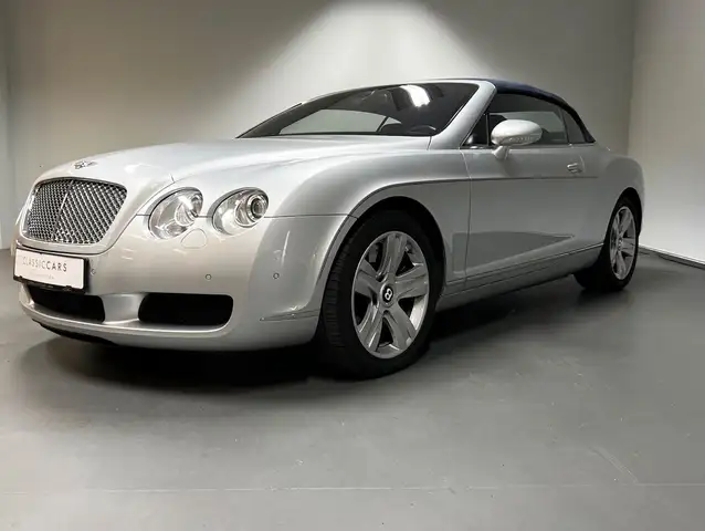Bentley Continental GTC -
