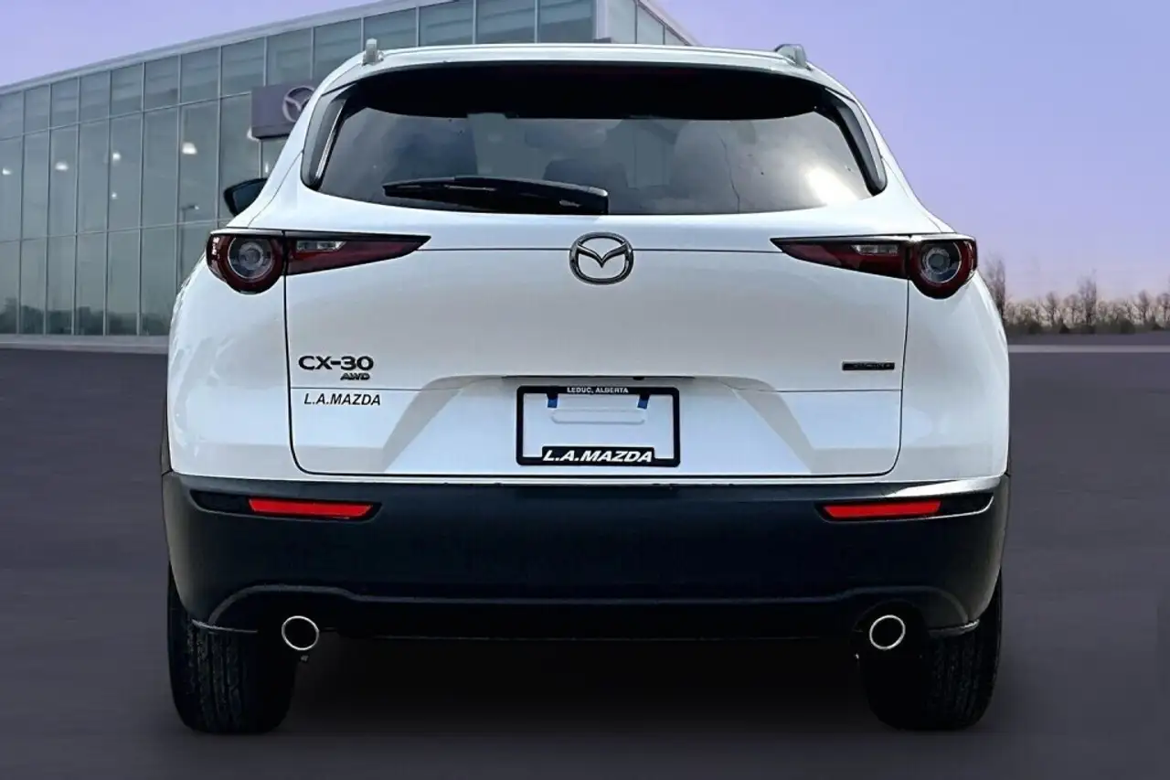 Mazda CX-30 снимка Mazda CX-30