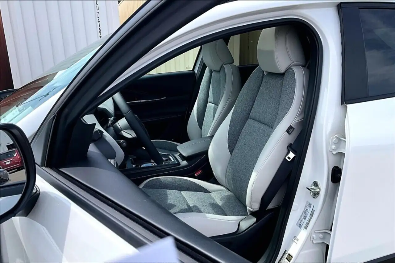 Mazda CX-30 снимка Mazda CX-30