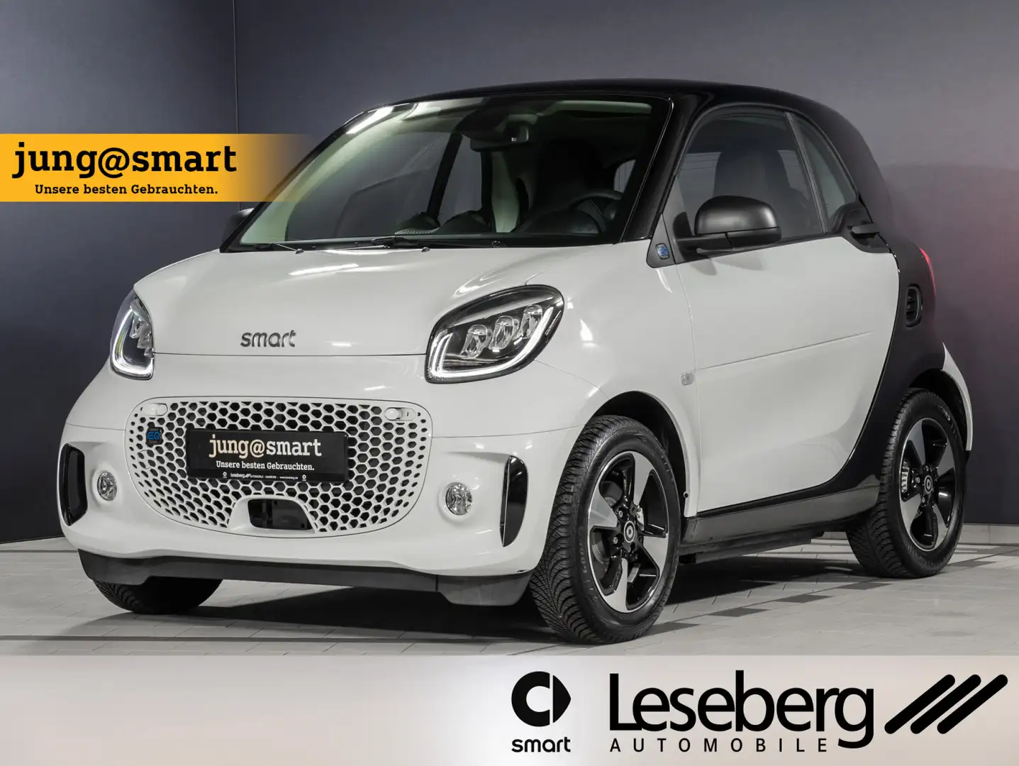 smart forTwo EQ fortwo passion coupé LED/Pano/Kamera/22kW/DAB Weiß - 1