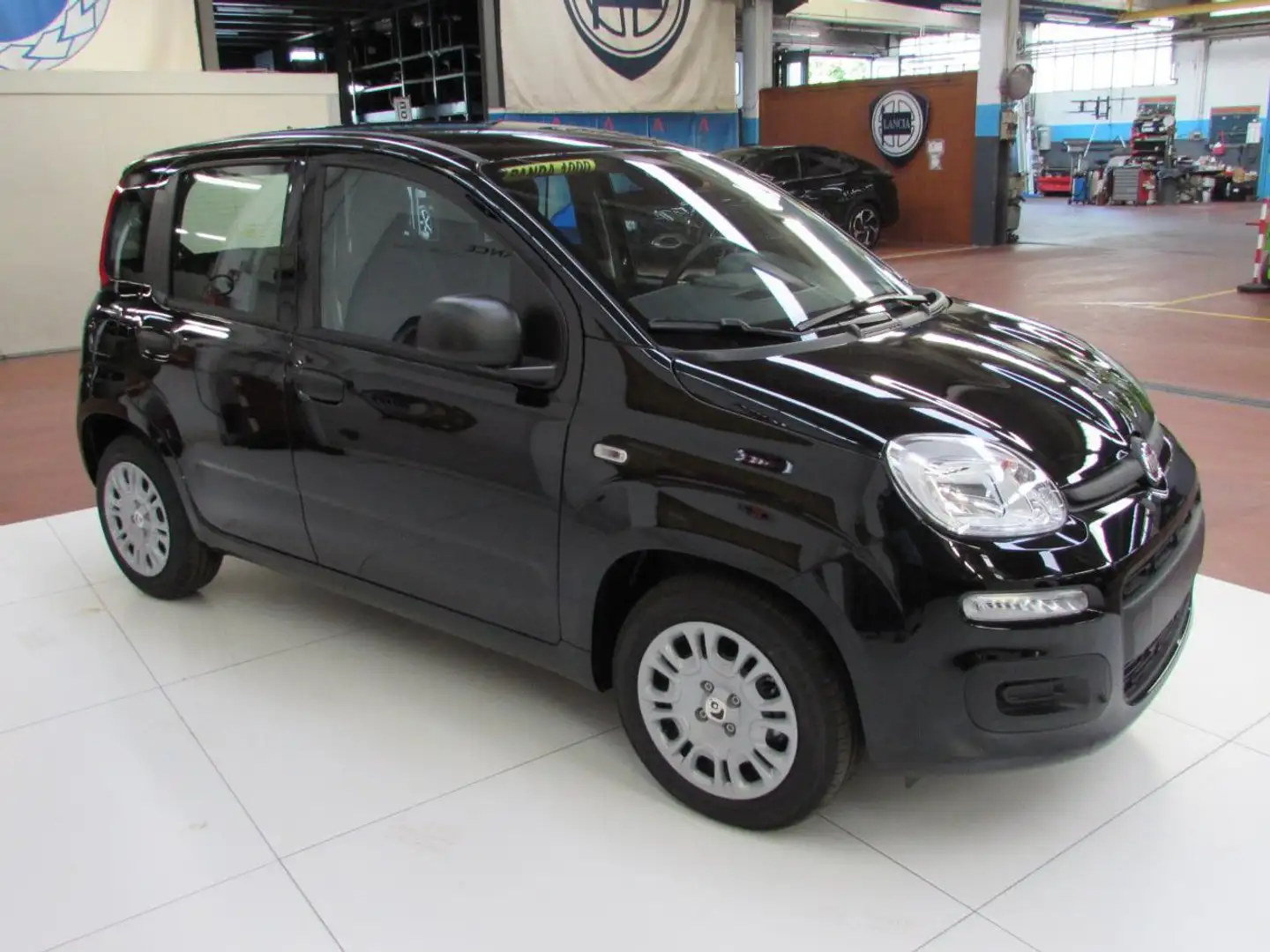 Fiat Panda PANDA HYBRID KM ZERO Noir - 2