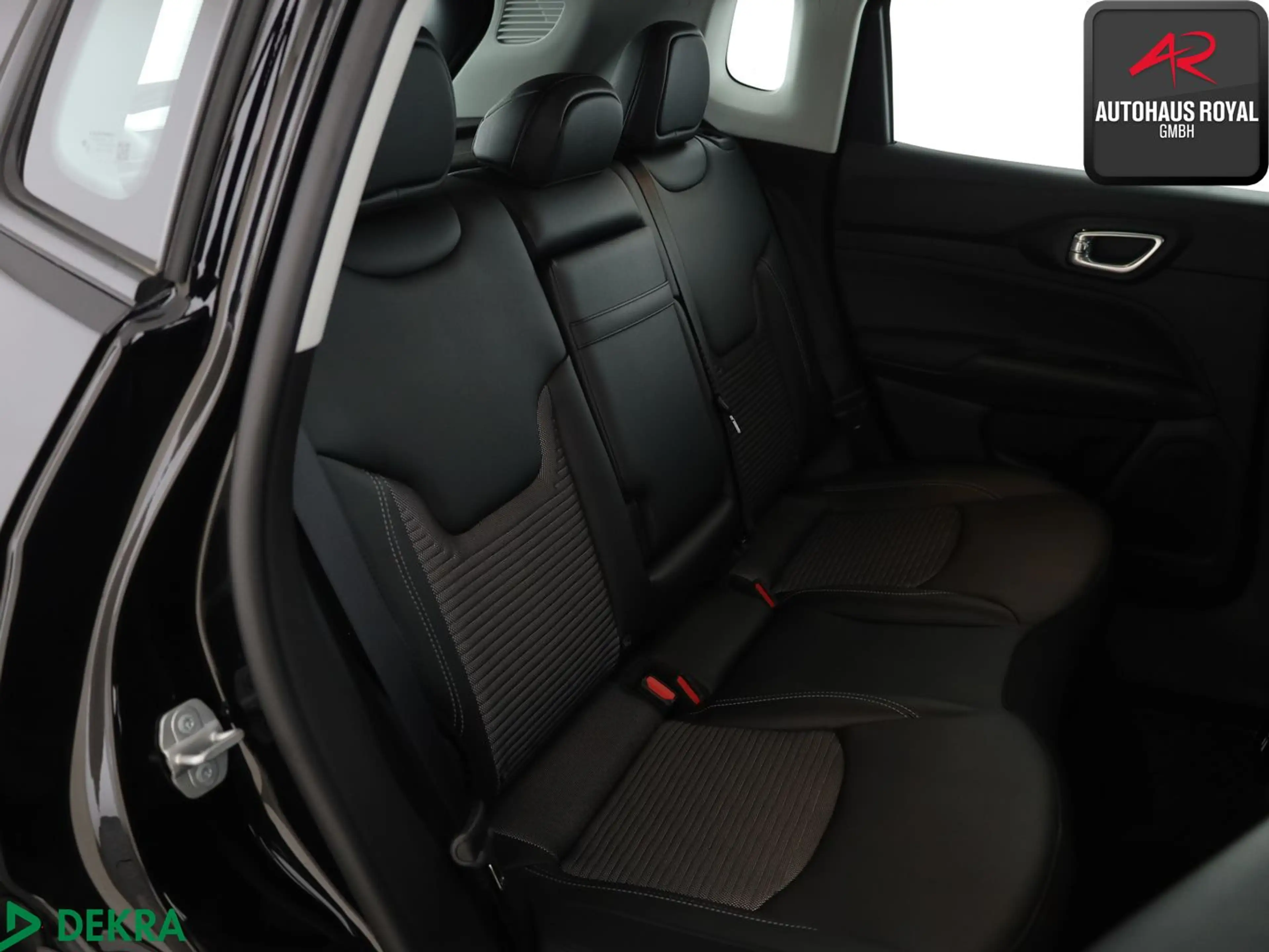Jeep Compass 1.5 GSE e-Hybrid ALTITUDE 360GRAD,ACC,SH — photo 12