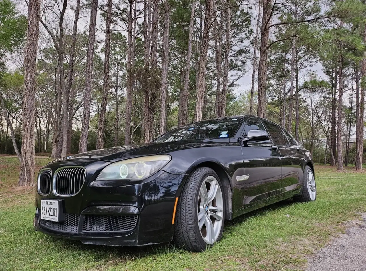 2011 BMW 7 Series